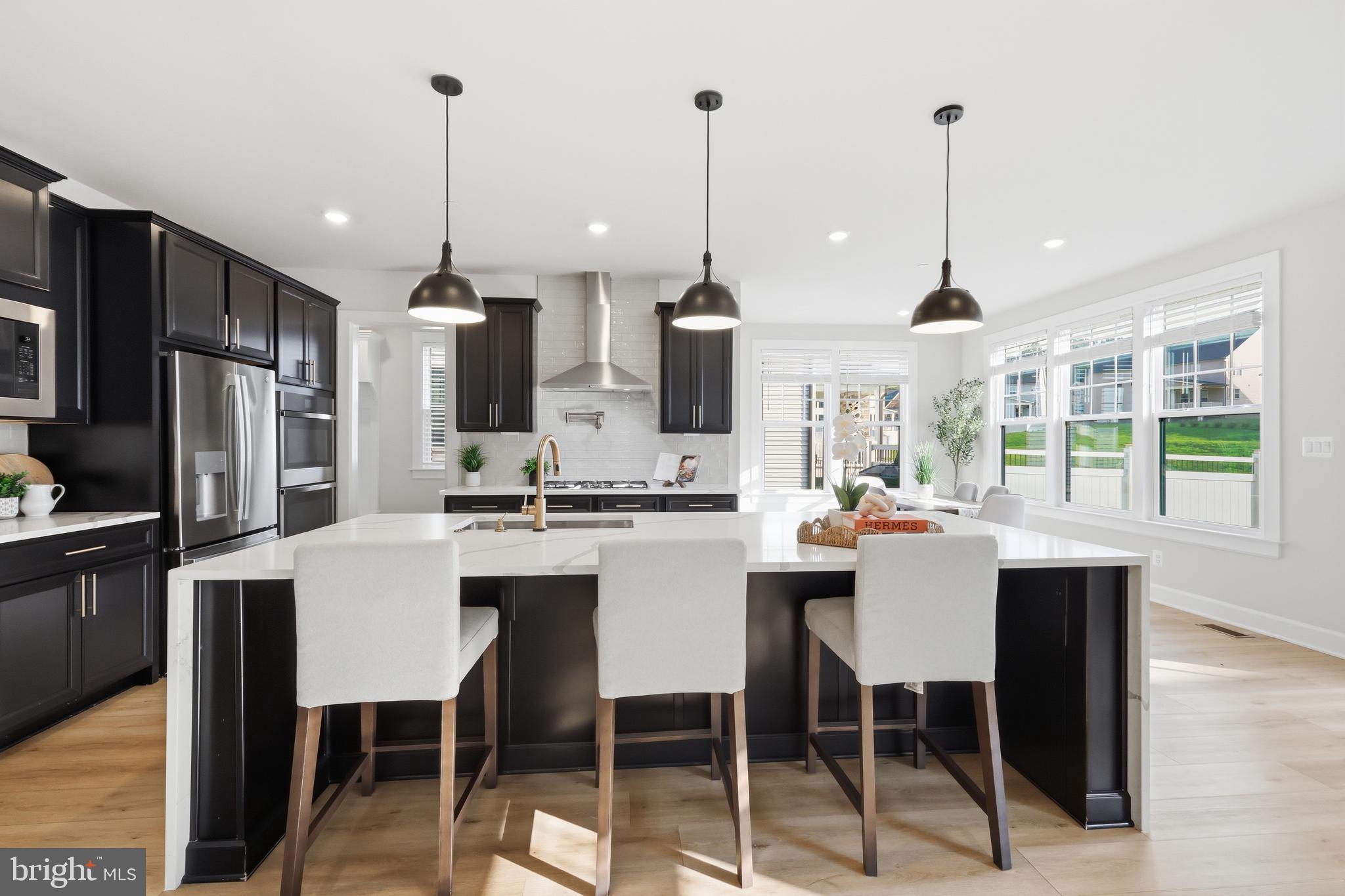 7973 LAWNDALE CIRCLE