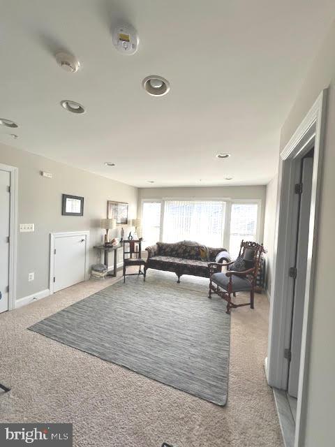 RESERVE AT TYSONS CORNER - Residential Lease