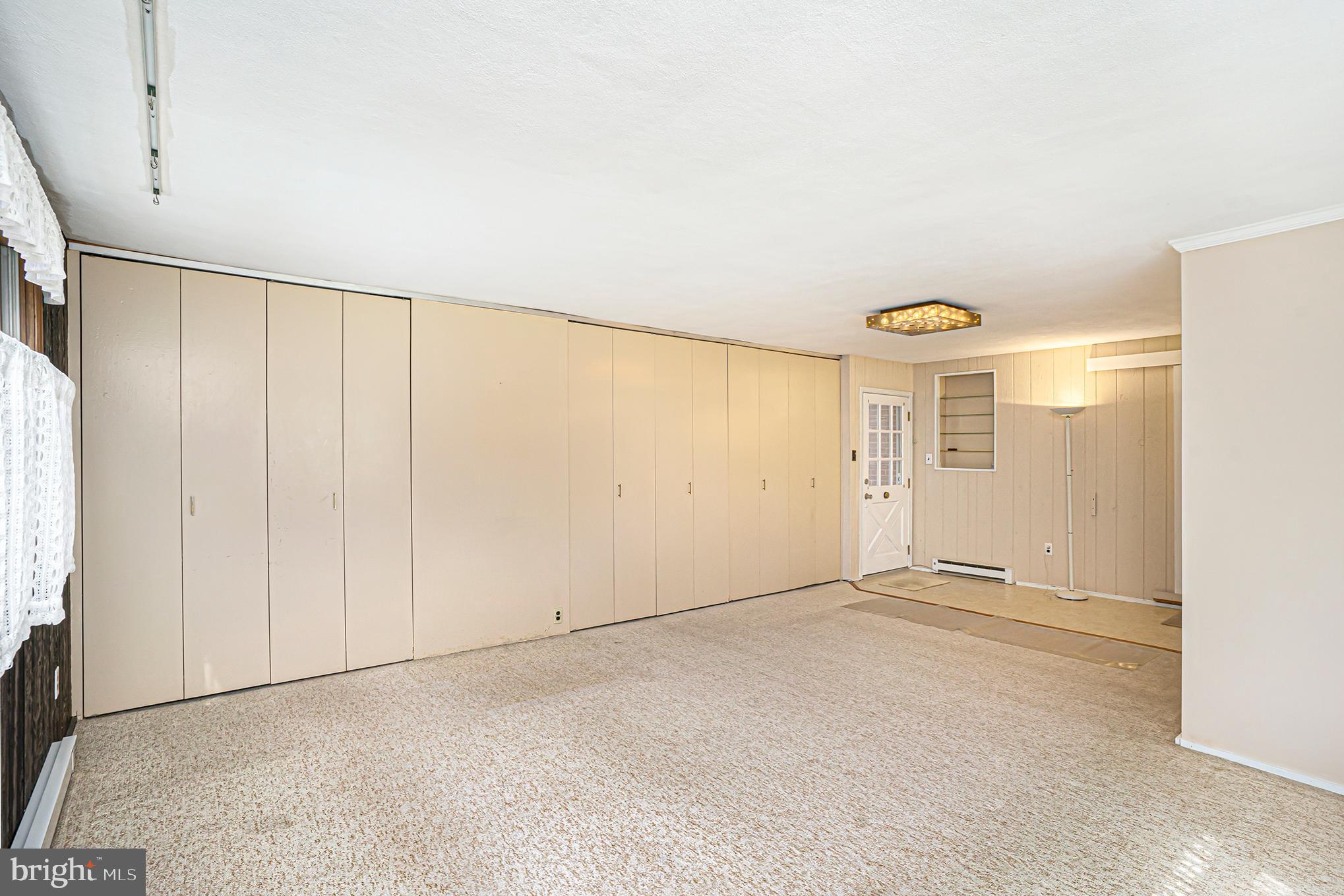 ABINGTON WOODS - Residential