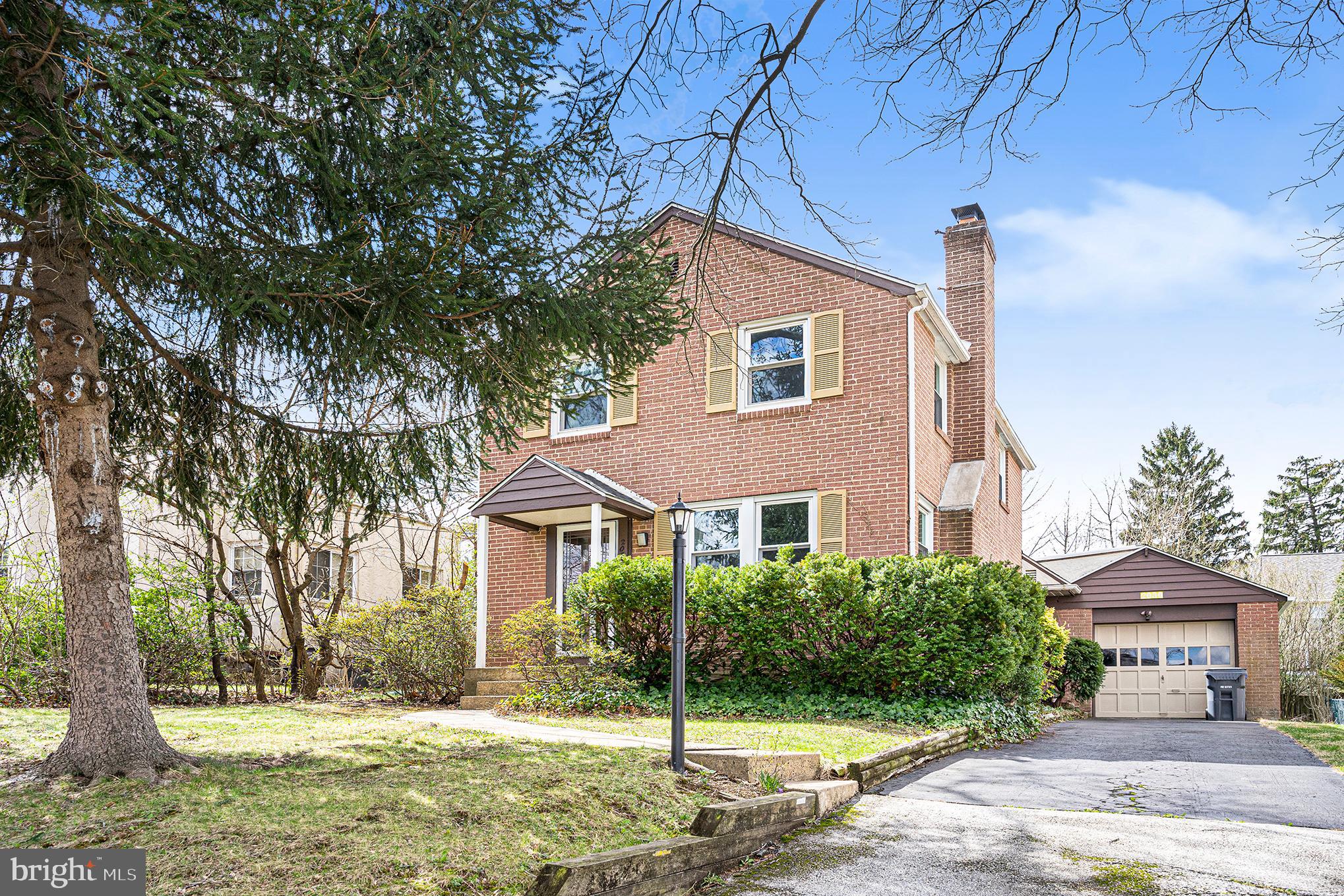 ABINGTON WOODS - Residential