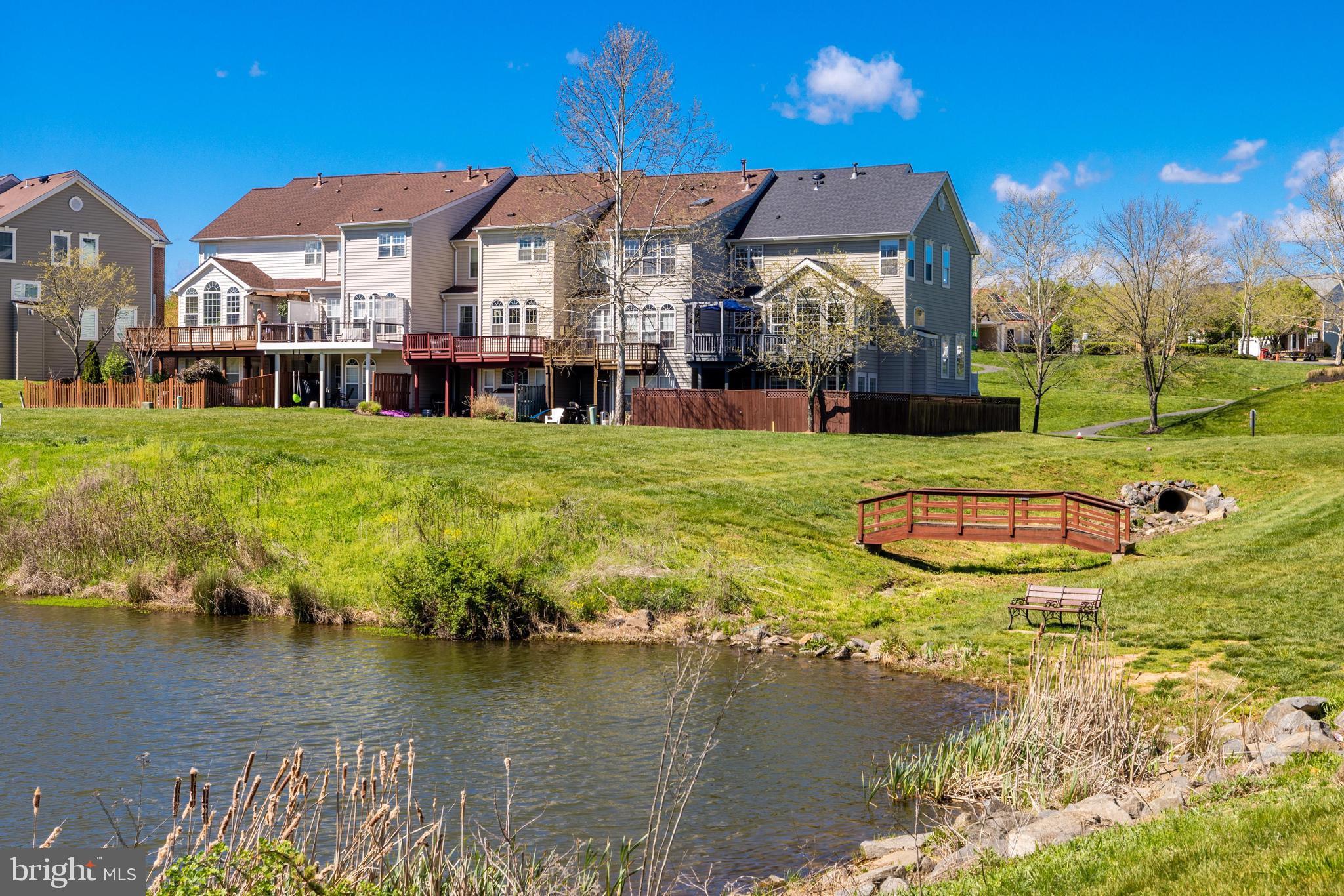 LAKES AT RED ROCK - Residential