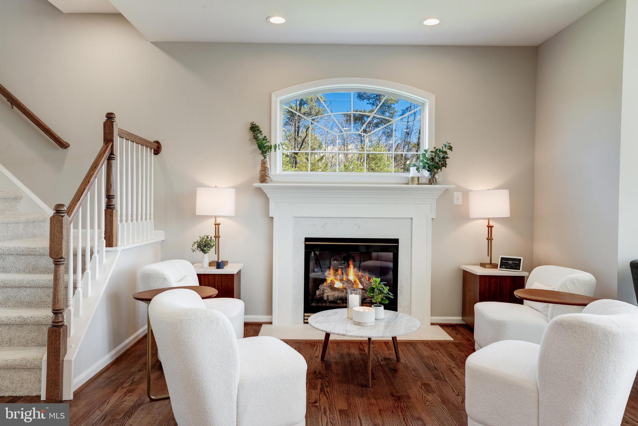 LAKES AT RED ROCK - Residential