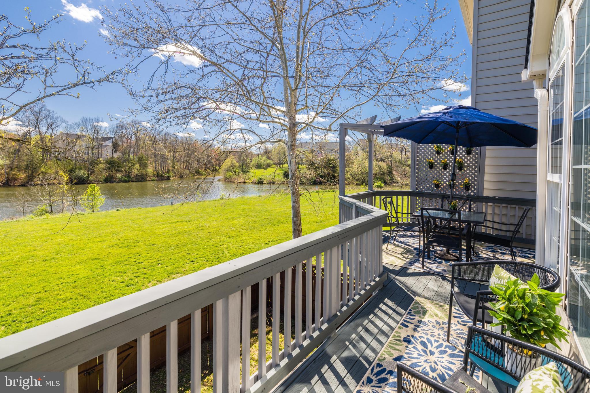 LAKES AT RED ROCK - Residential