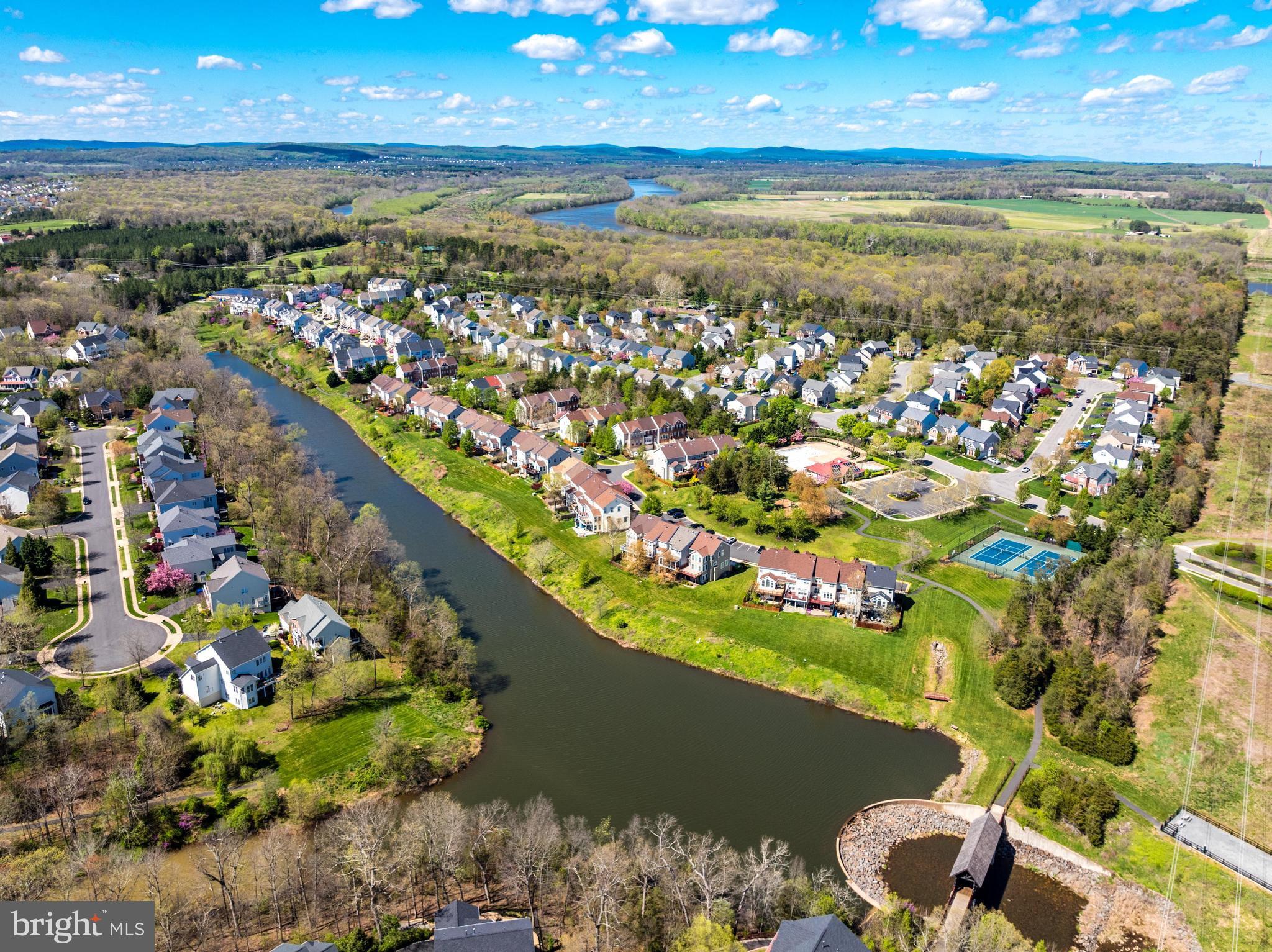 LAKES AT RED ROCK - Residential