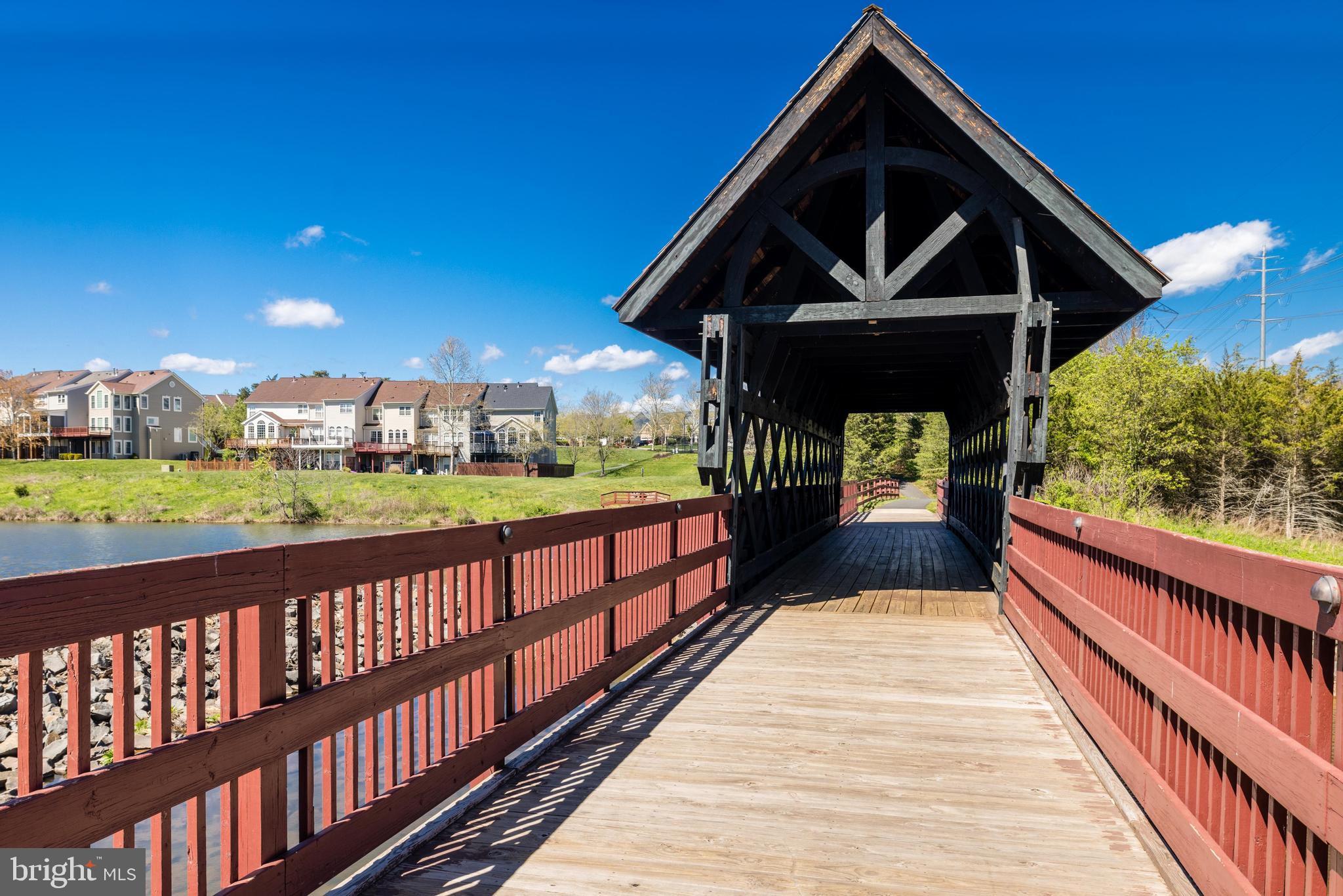 LAKES AT RED ROCK - Residential