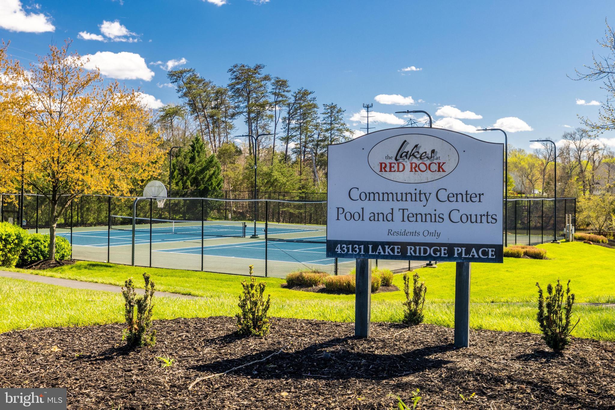 LAKES AT RED ROCK - Residential