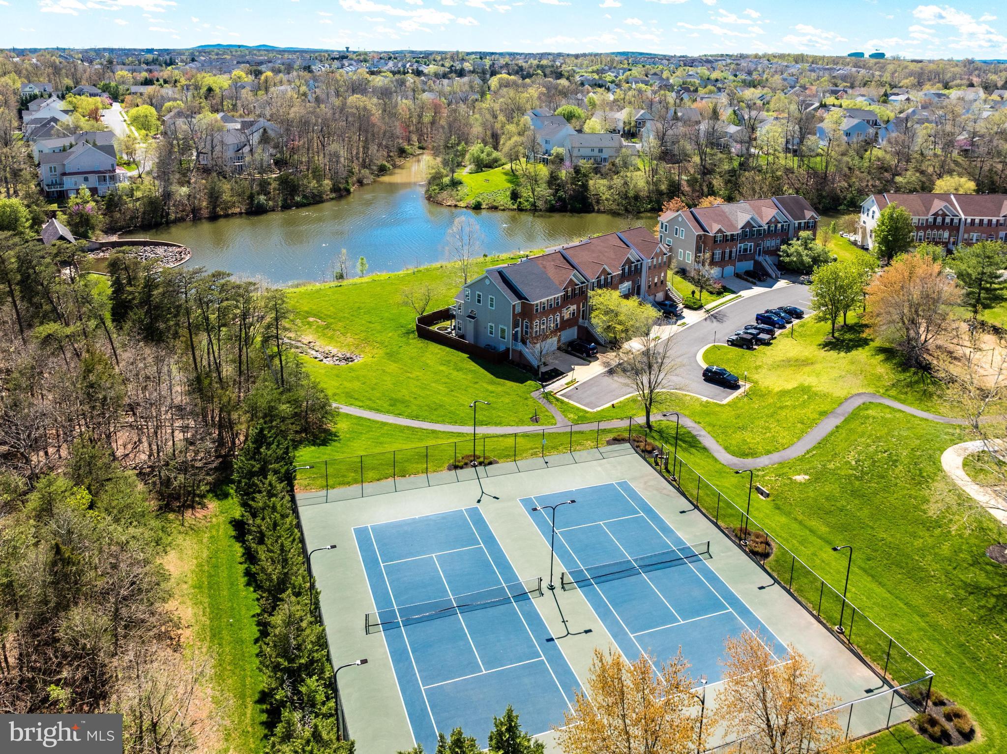 LAKES AT RED ROCK - Residential