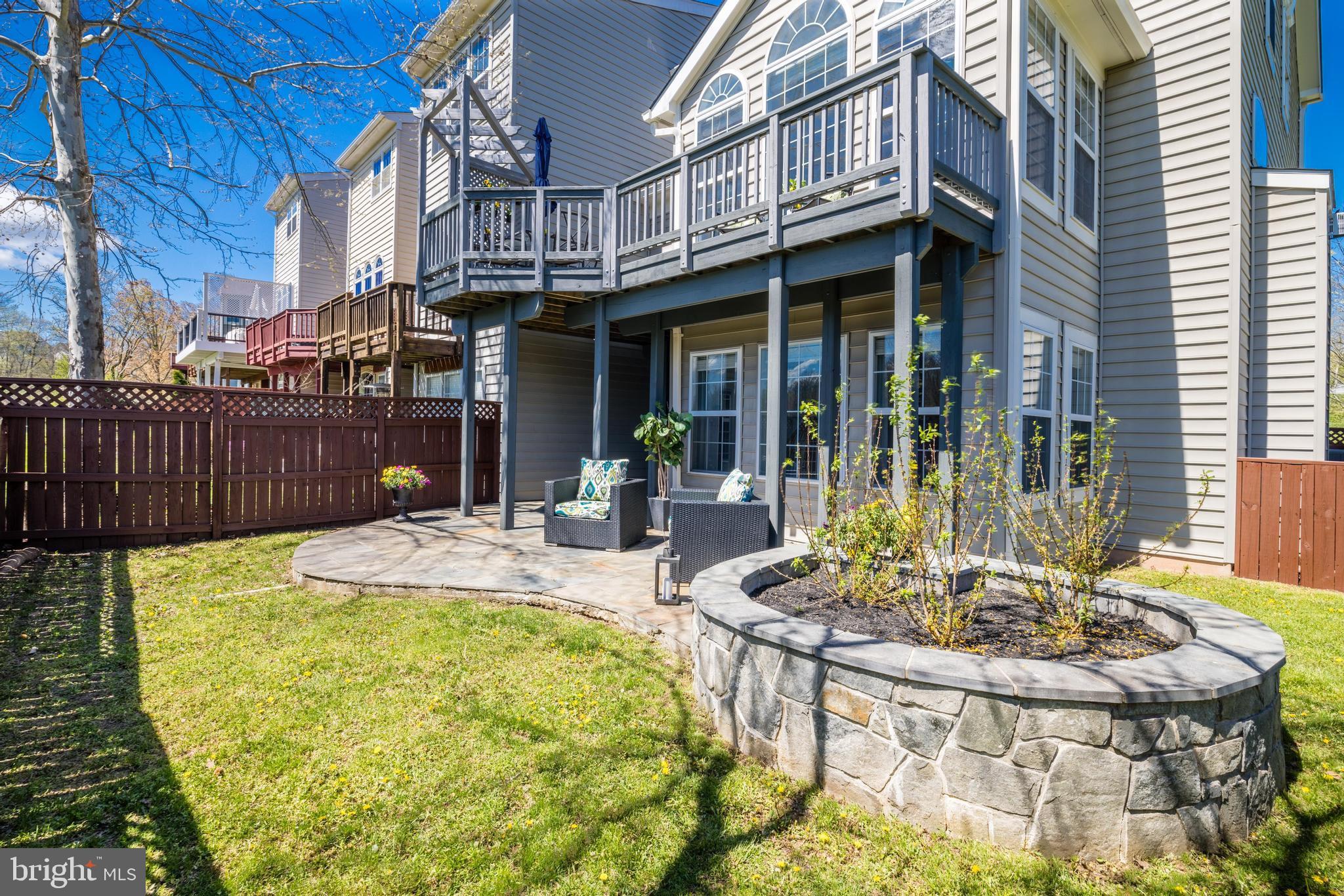 LAKES AT RED ROCK - Residential