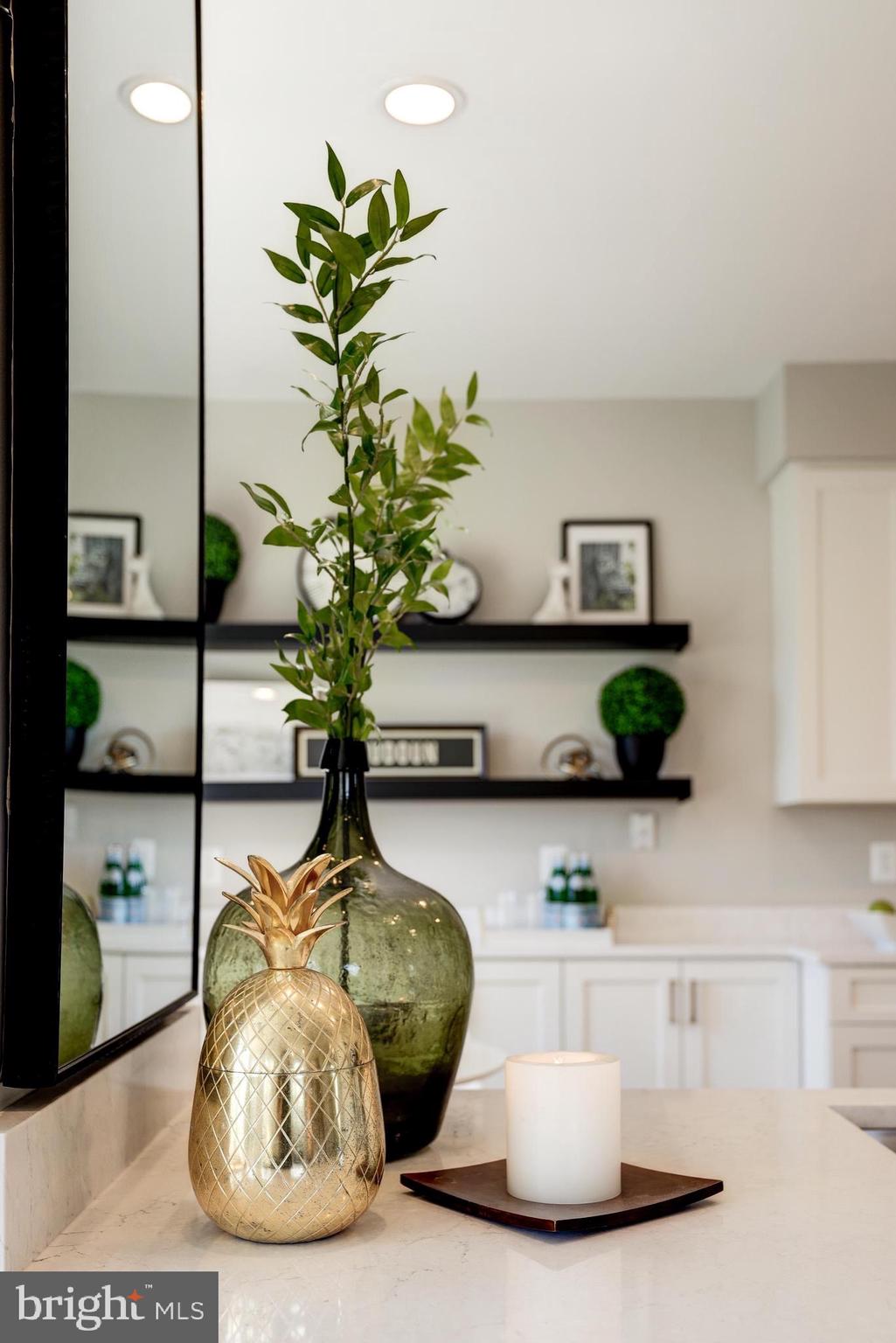 LAKES AT RED ROCK - Residential