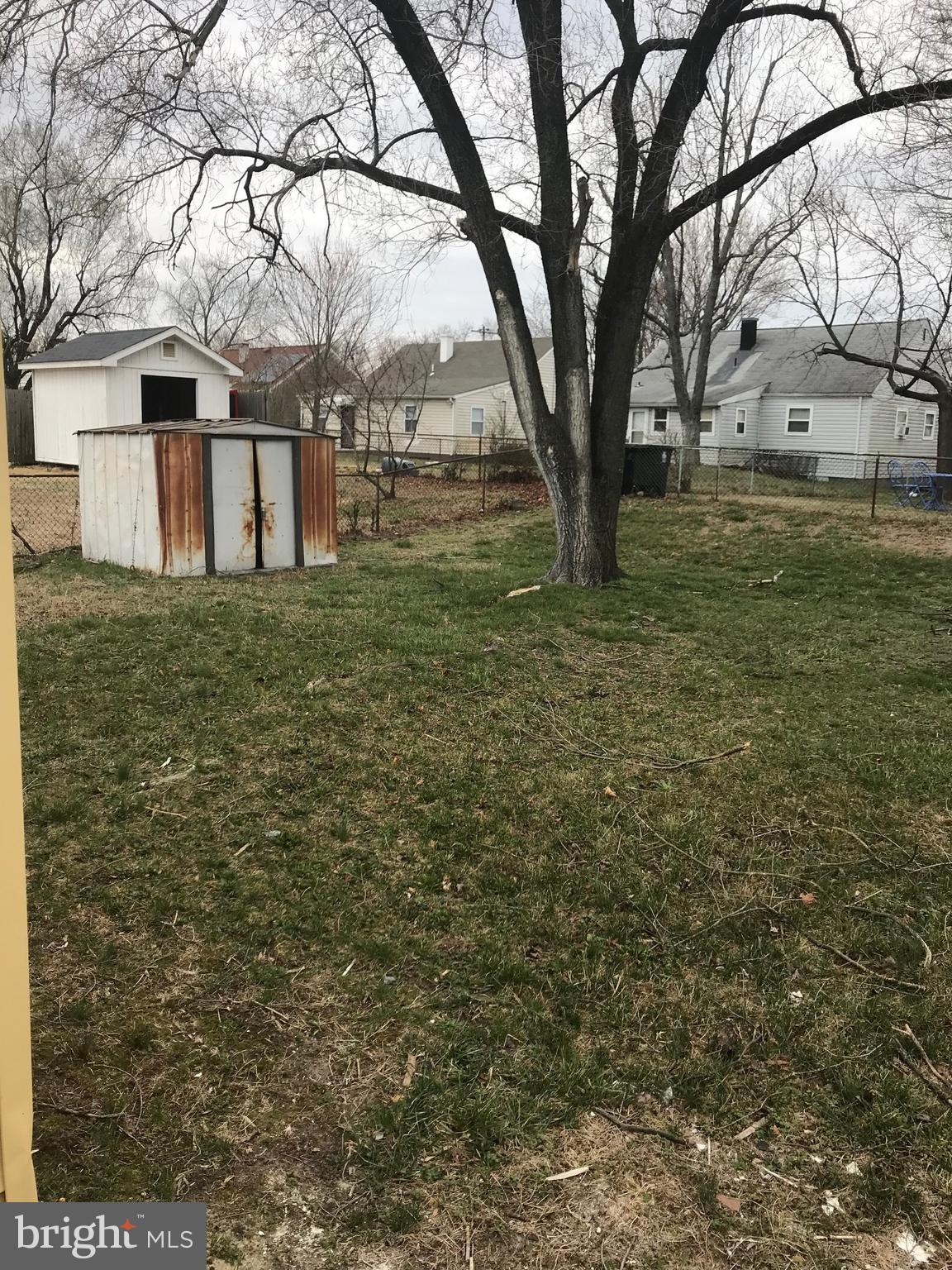 NORTH FORESTVILLE - Residential