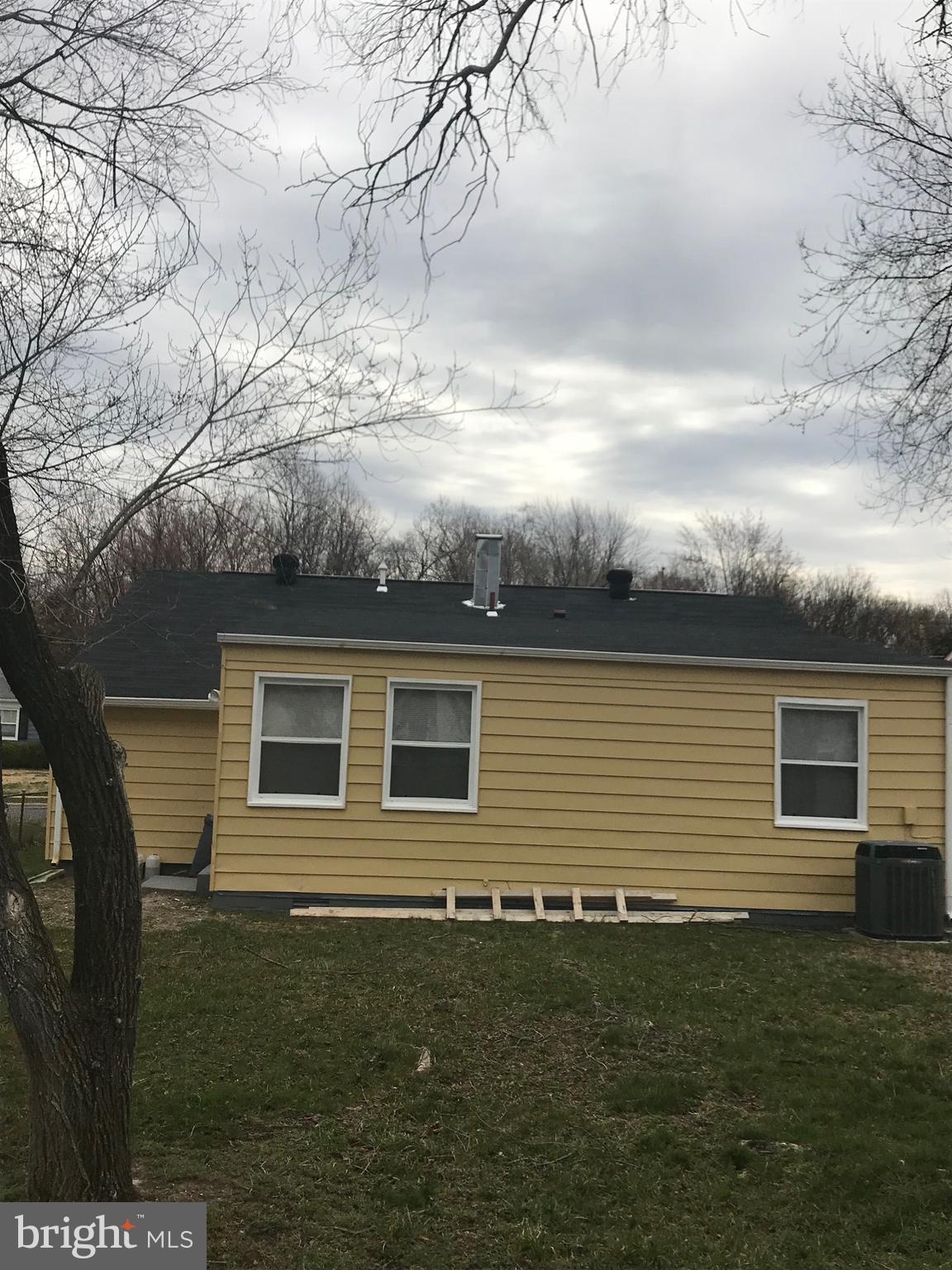 NORTH FORESTVILLE - Residential