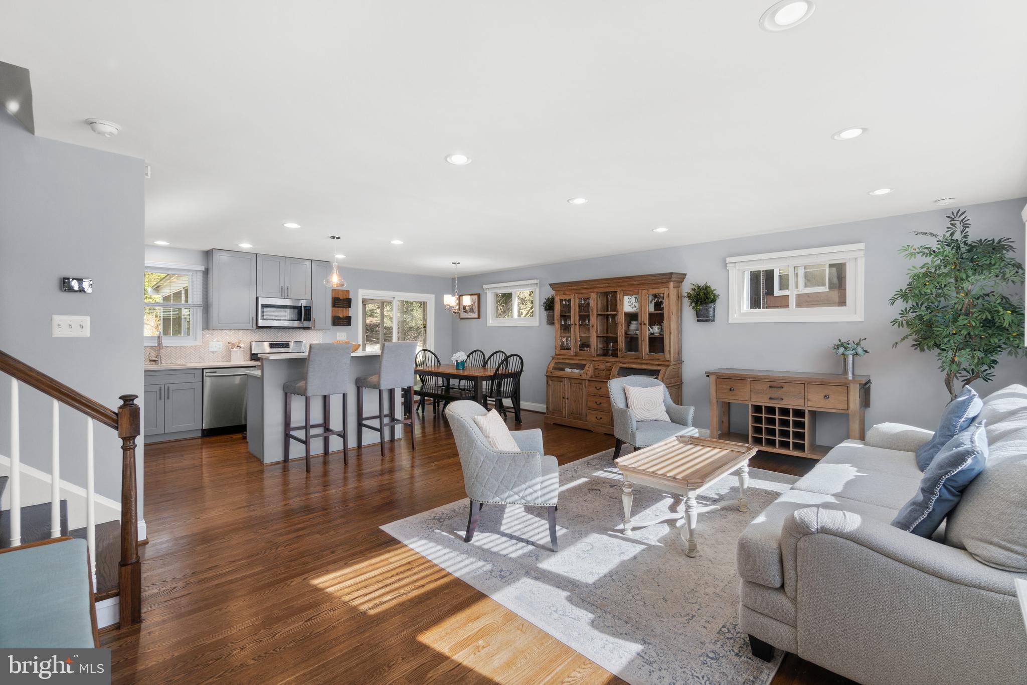 ROLLINGWOOD - Residential