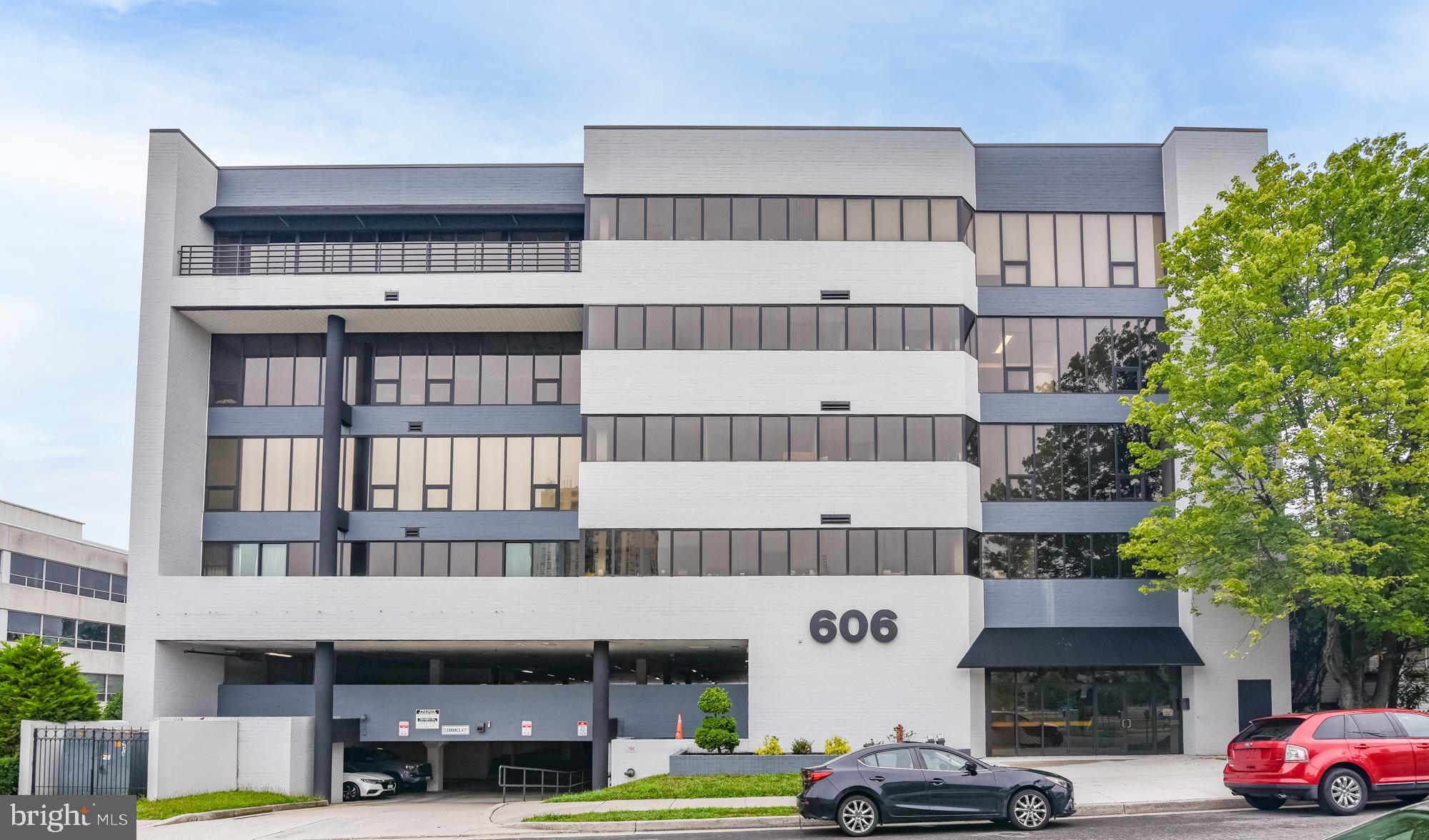 606 BALTIMORE AVENUE 102, 103, 104, G123