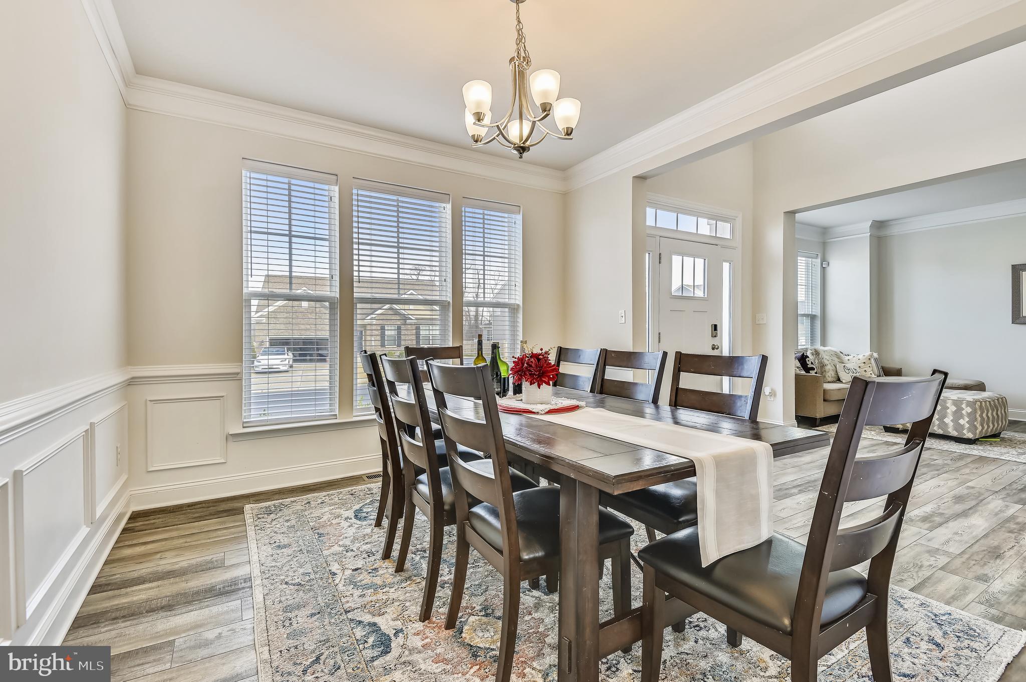 SOMERSET HILL - Residential