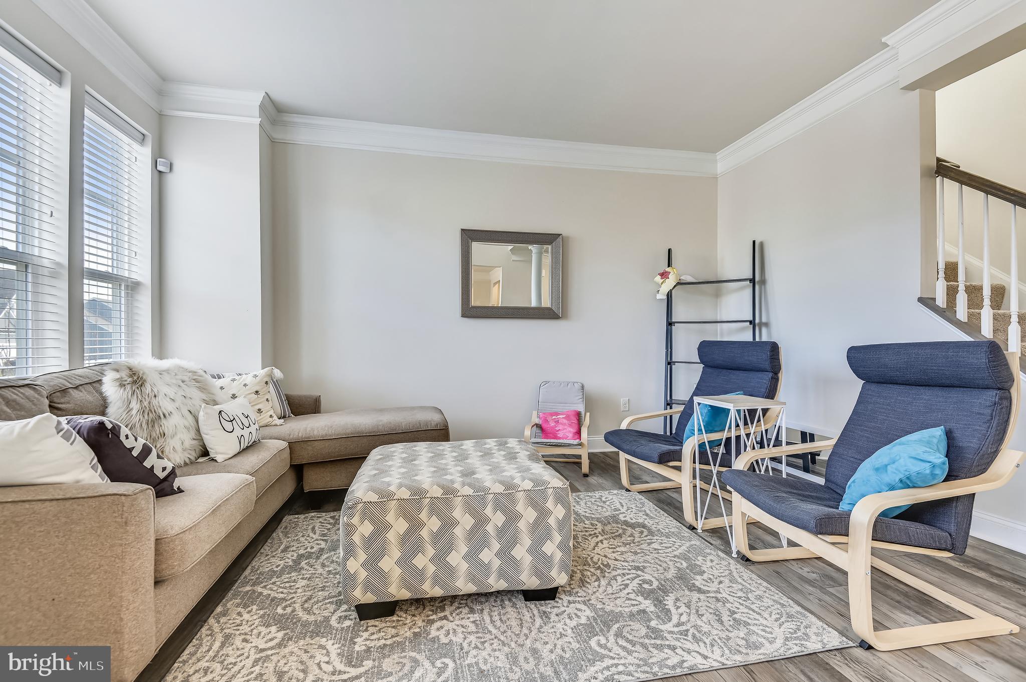 SOMERSET HILL - Residential