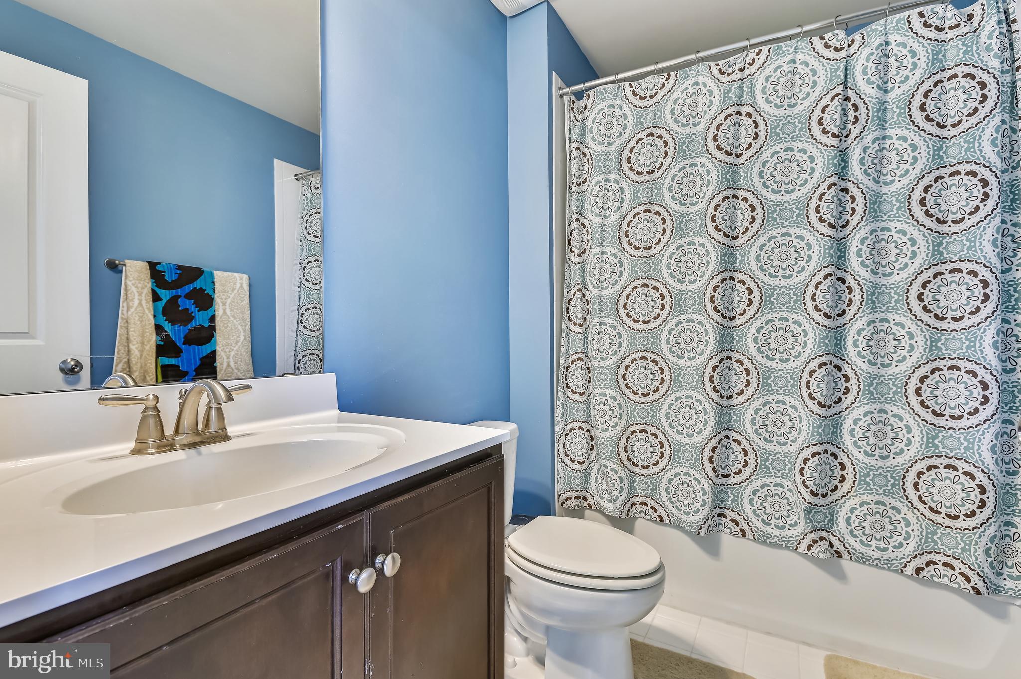 SOMERSET HILL - Residential