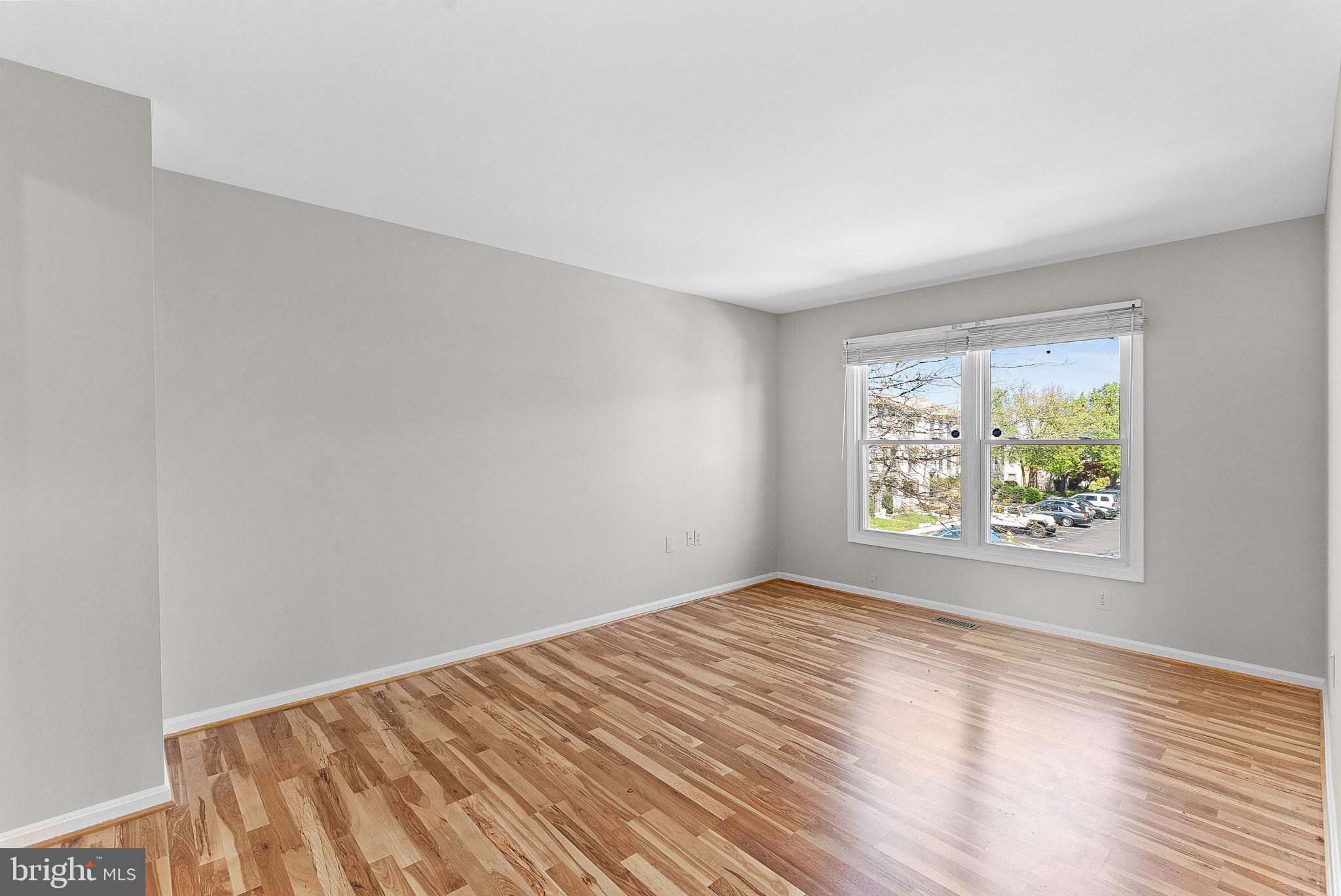 STONINGTON CONDOMINIUMS - Residential