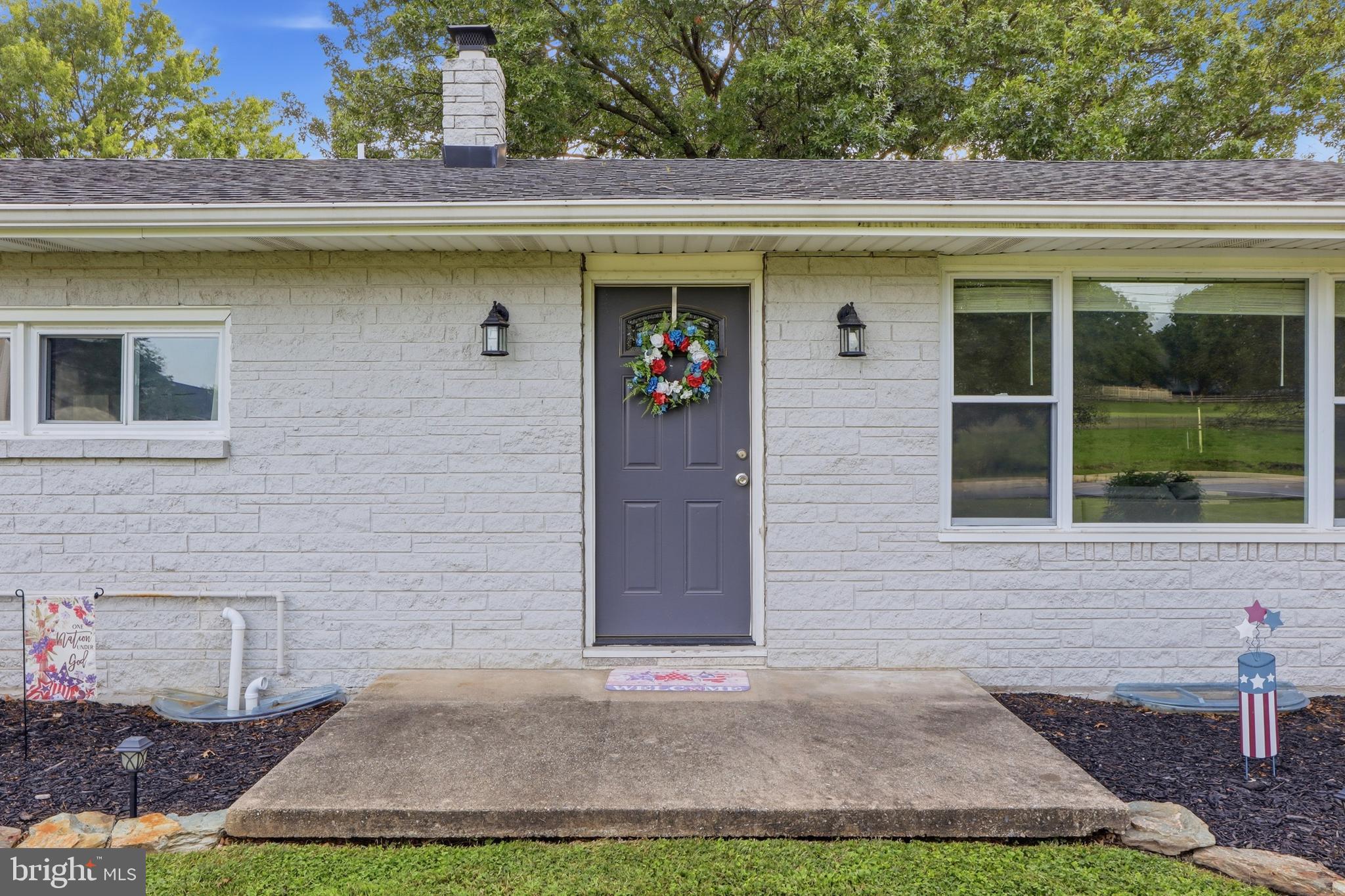 557 CHESTNUT HILL ROAD