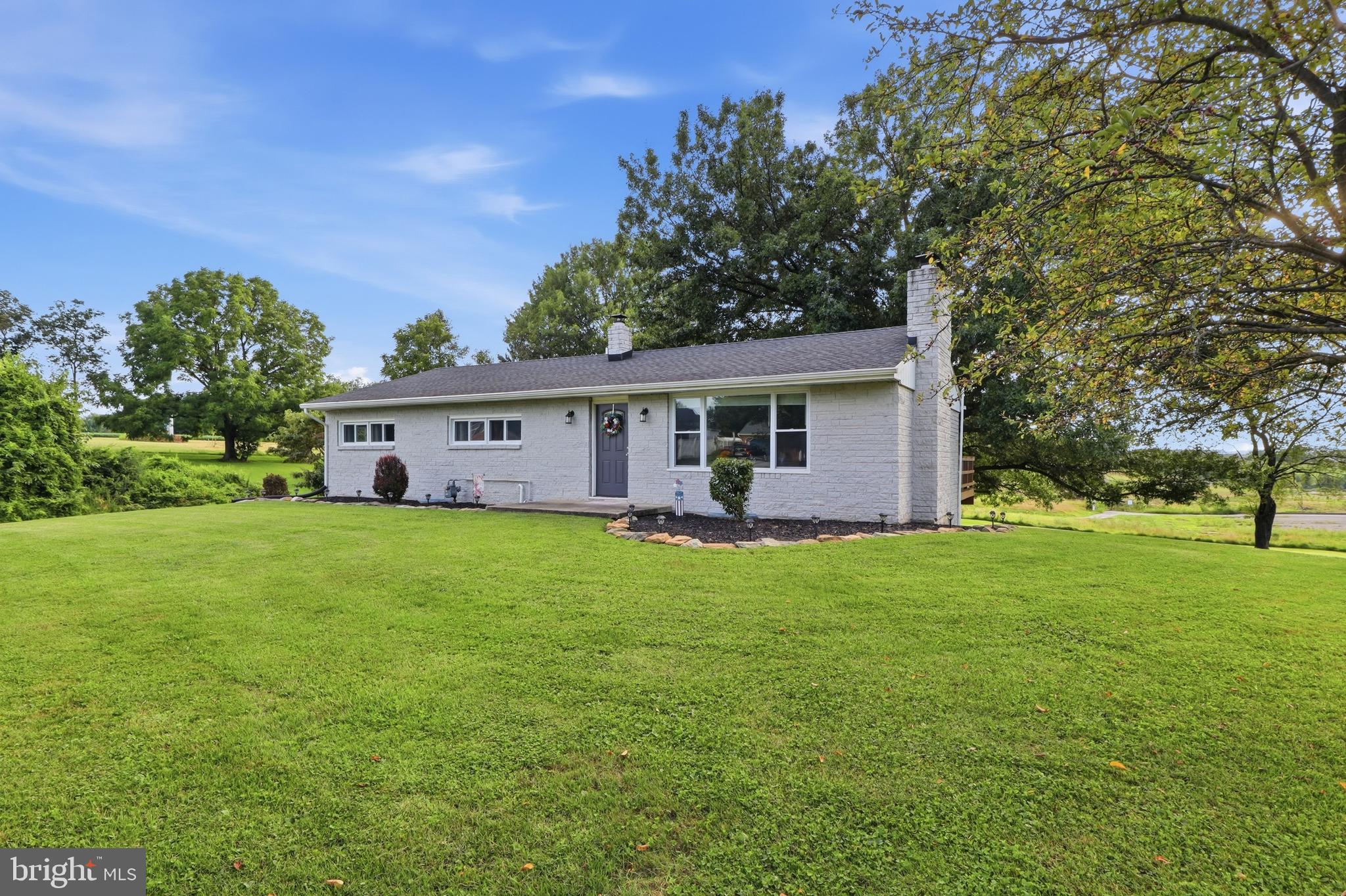 557 CHESTNUT HILL ROAD