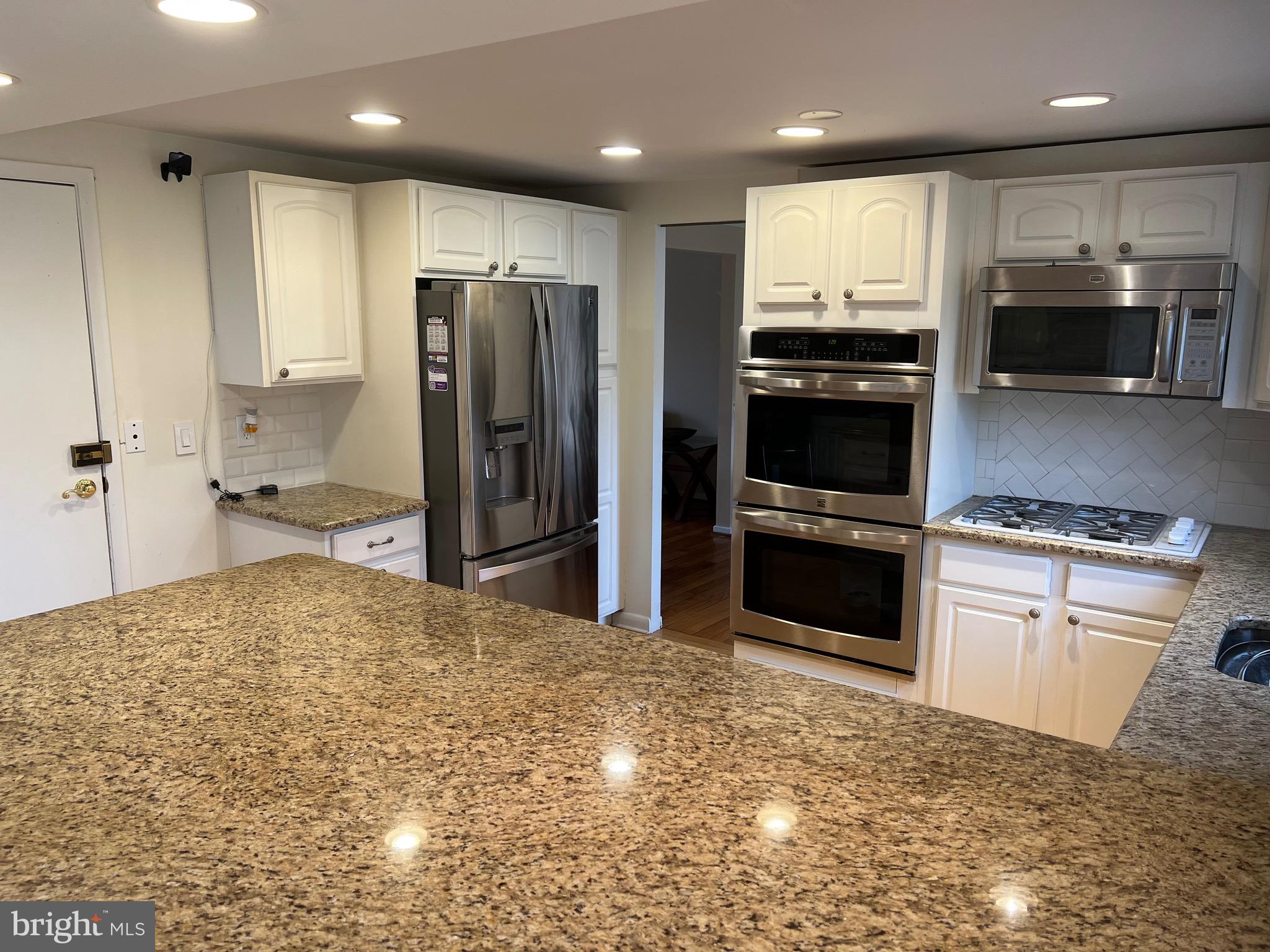 CAMELOT - Residential