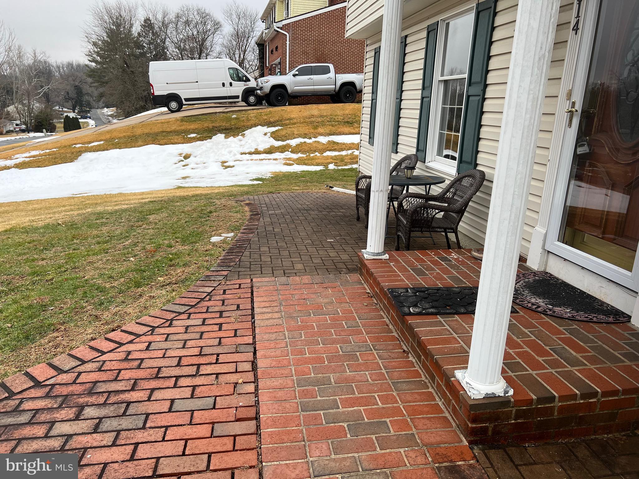 CAMELOT - Residential