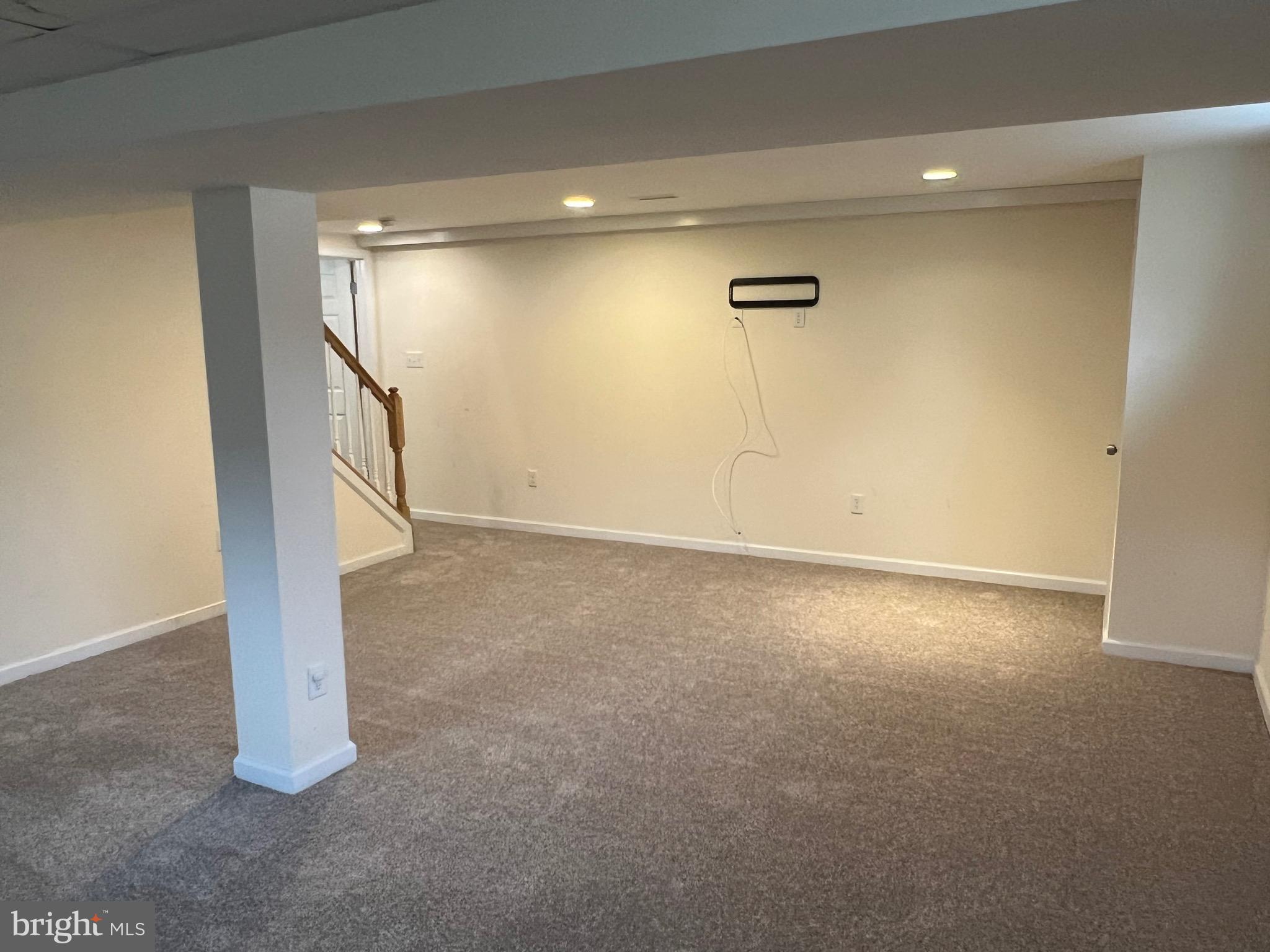 CAMELOT - Residential