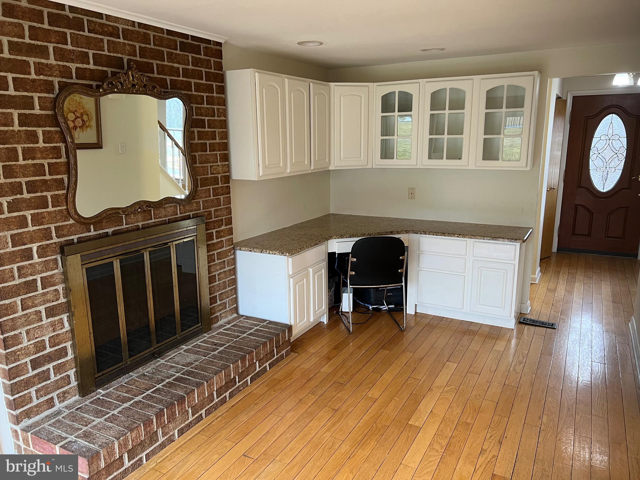 CAMELOT - Residential