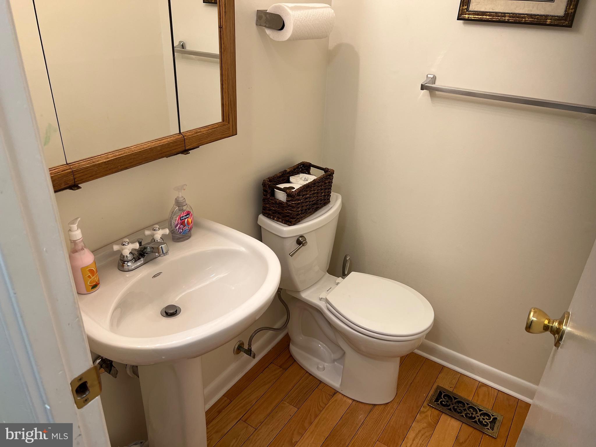 CAMELOT - Residential