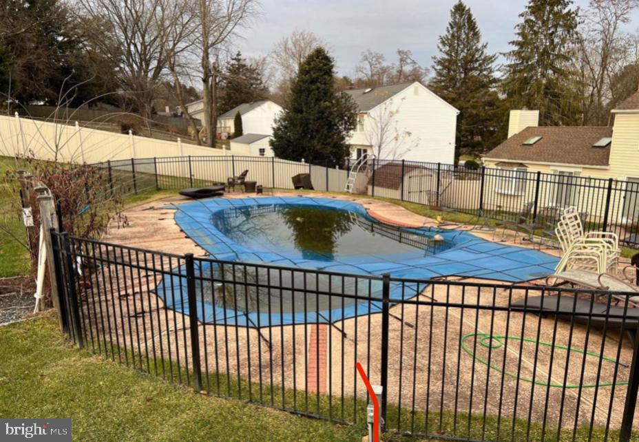 CAMELOT - Residential