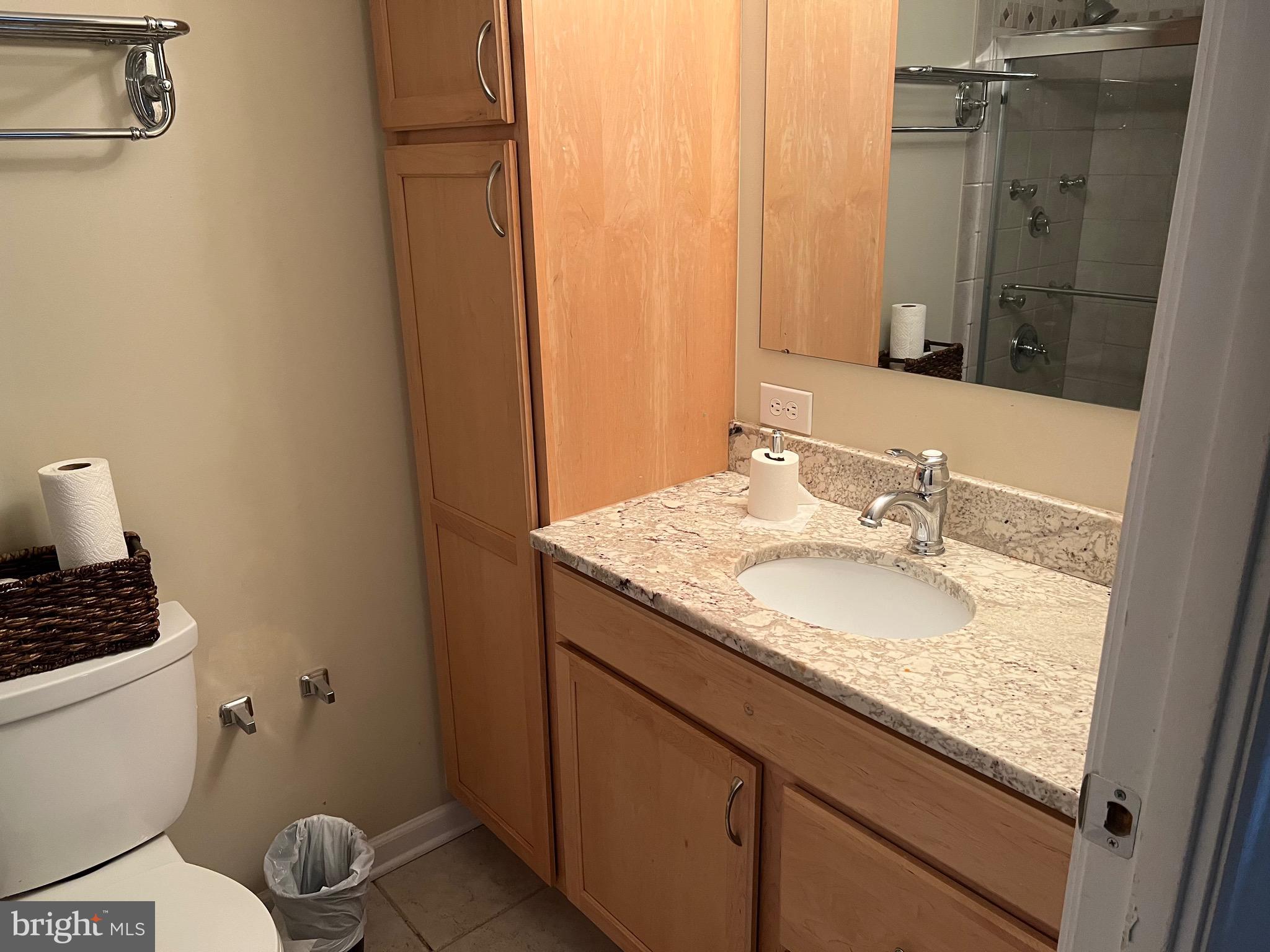 CAMELOT - Residential