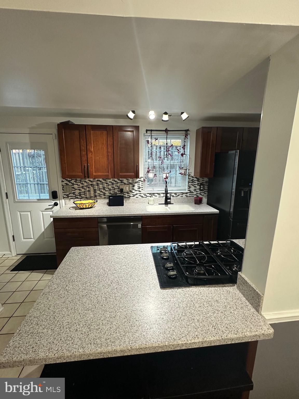 ASHLAND MEWS - Residential