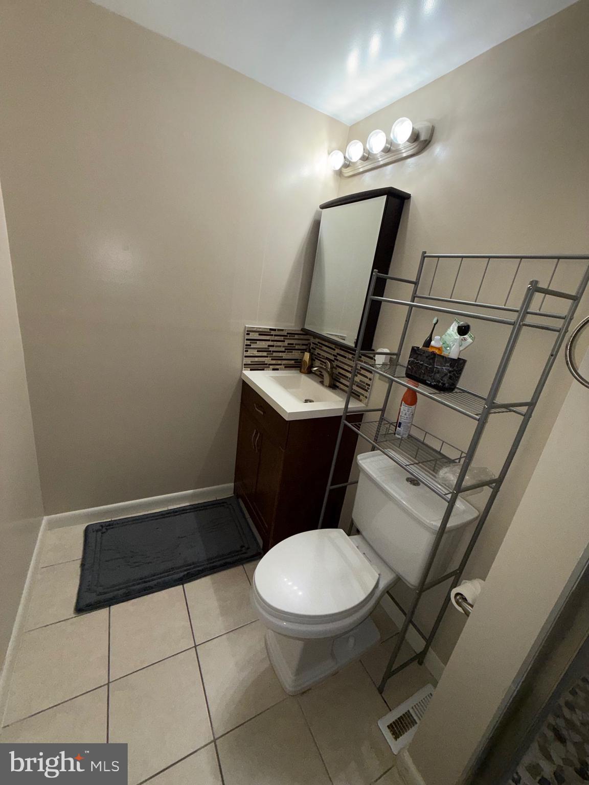 ASHLAND MEWS - Residential