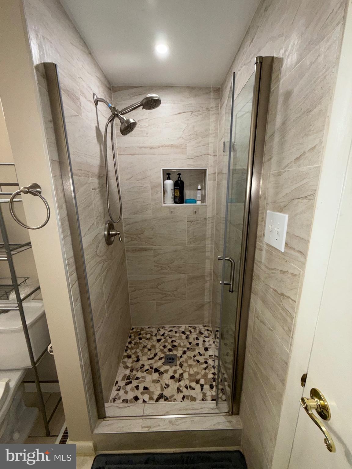 ASHLAND MEWS - Residential