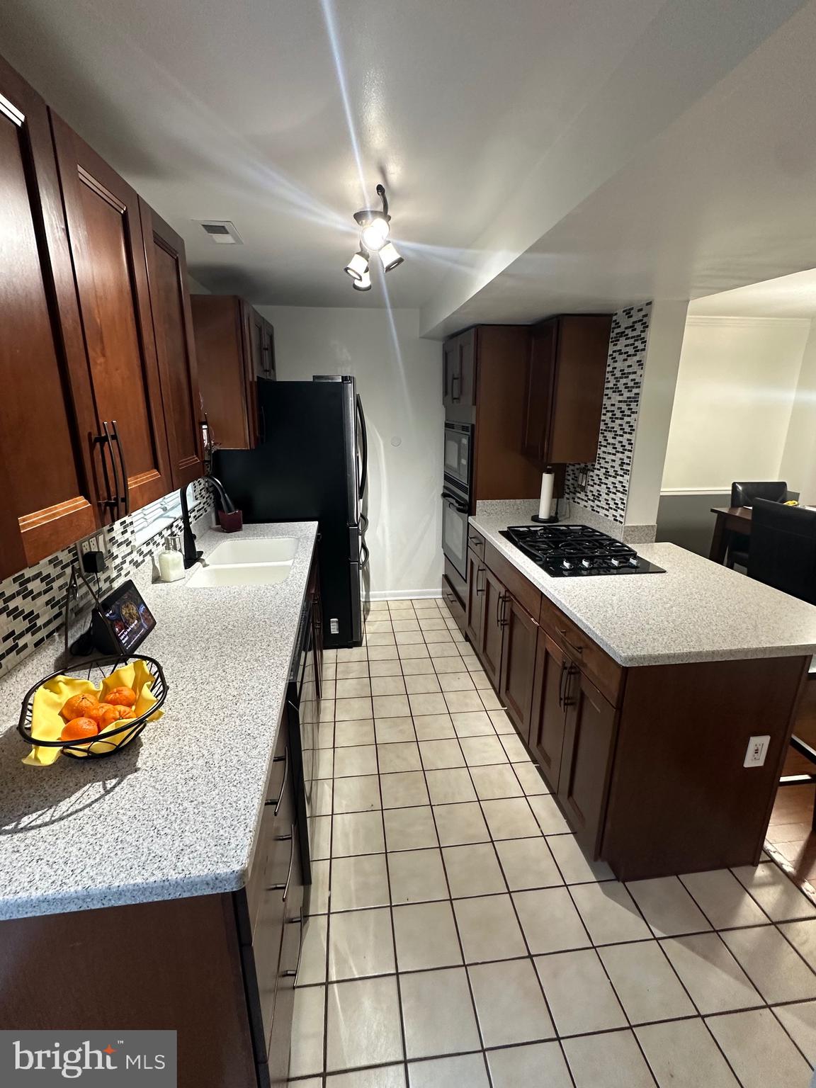 ASHLAND MEWS - Residential