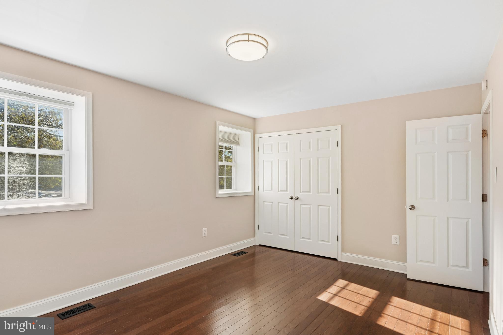 PORT O DUMFRIES - Residential