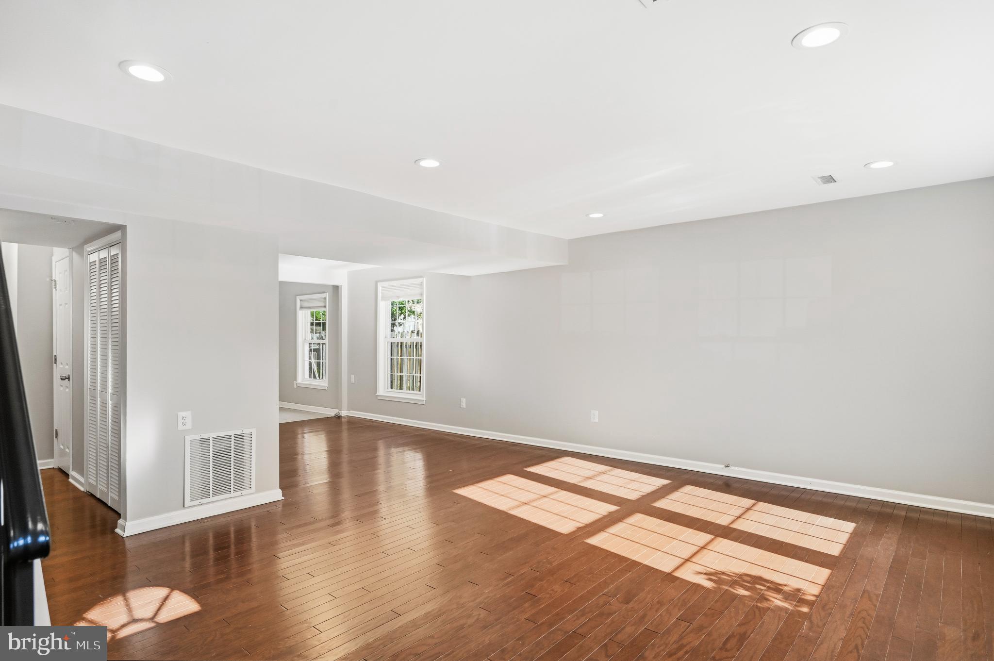 PORT O DUMFRIES - Residential