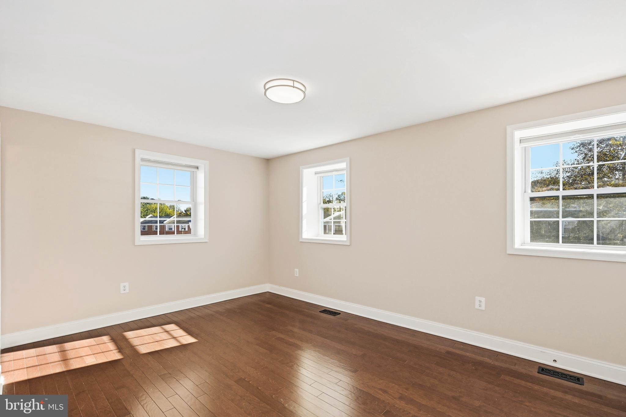 PORT O DUMFRIES - Residential