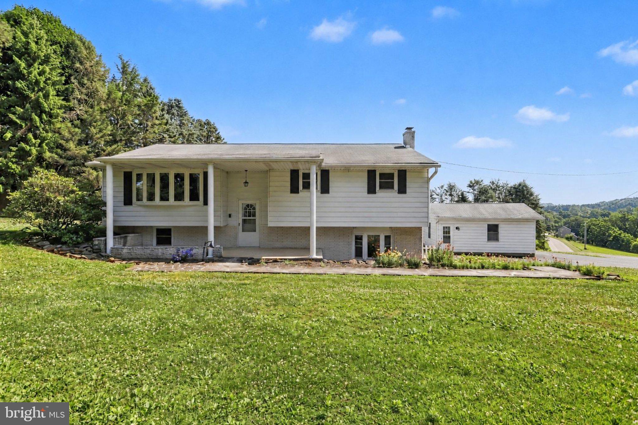 2715 RESERVOIR ROAD