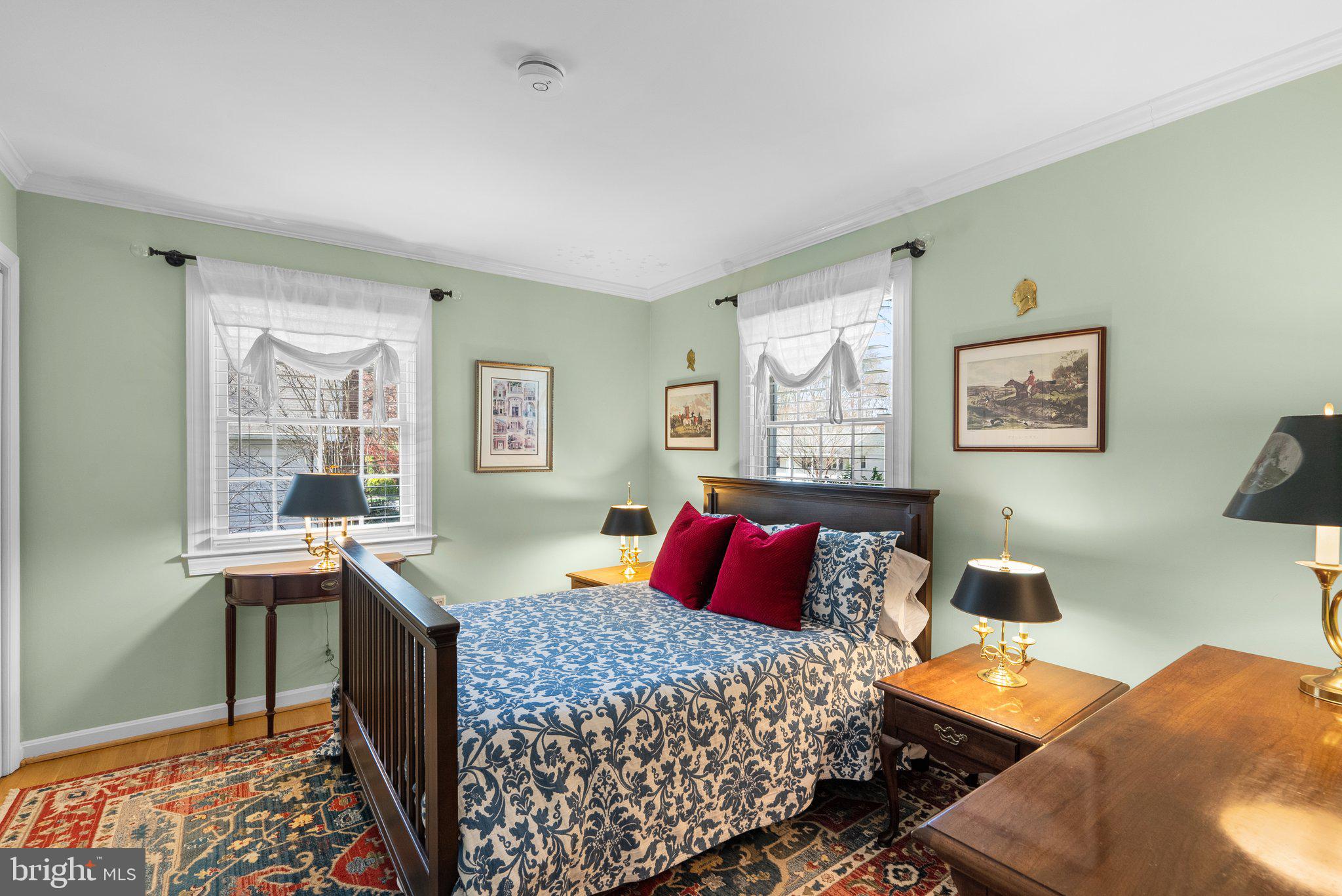 RIVERSIDE GARDENS - Residential