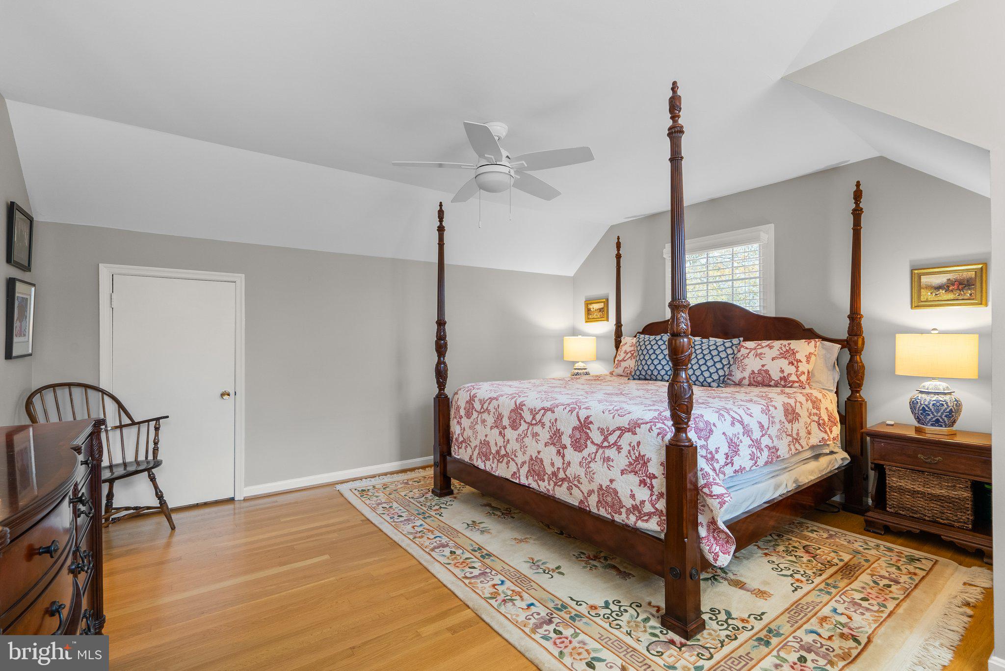 RIVERSIDE GARDENS - Residential