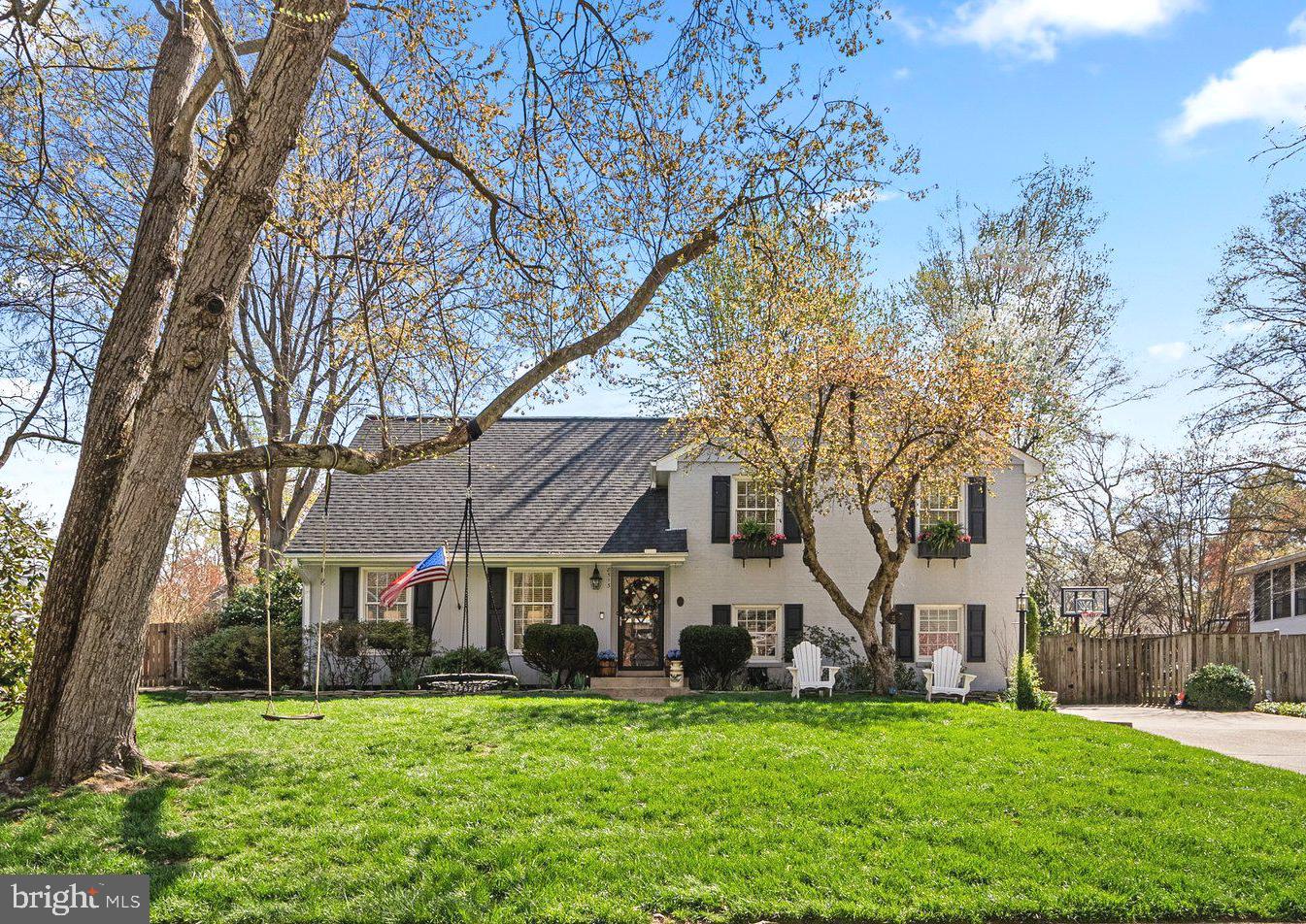 RIVERSIDE GARDENS - Residential