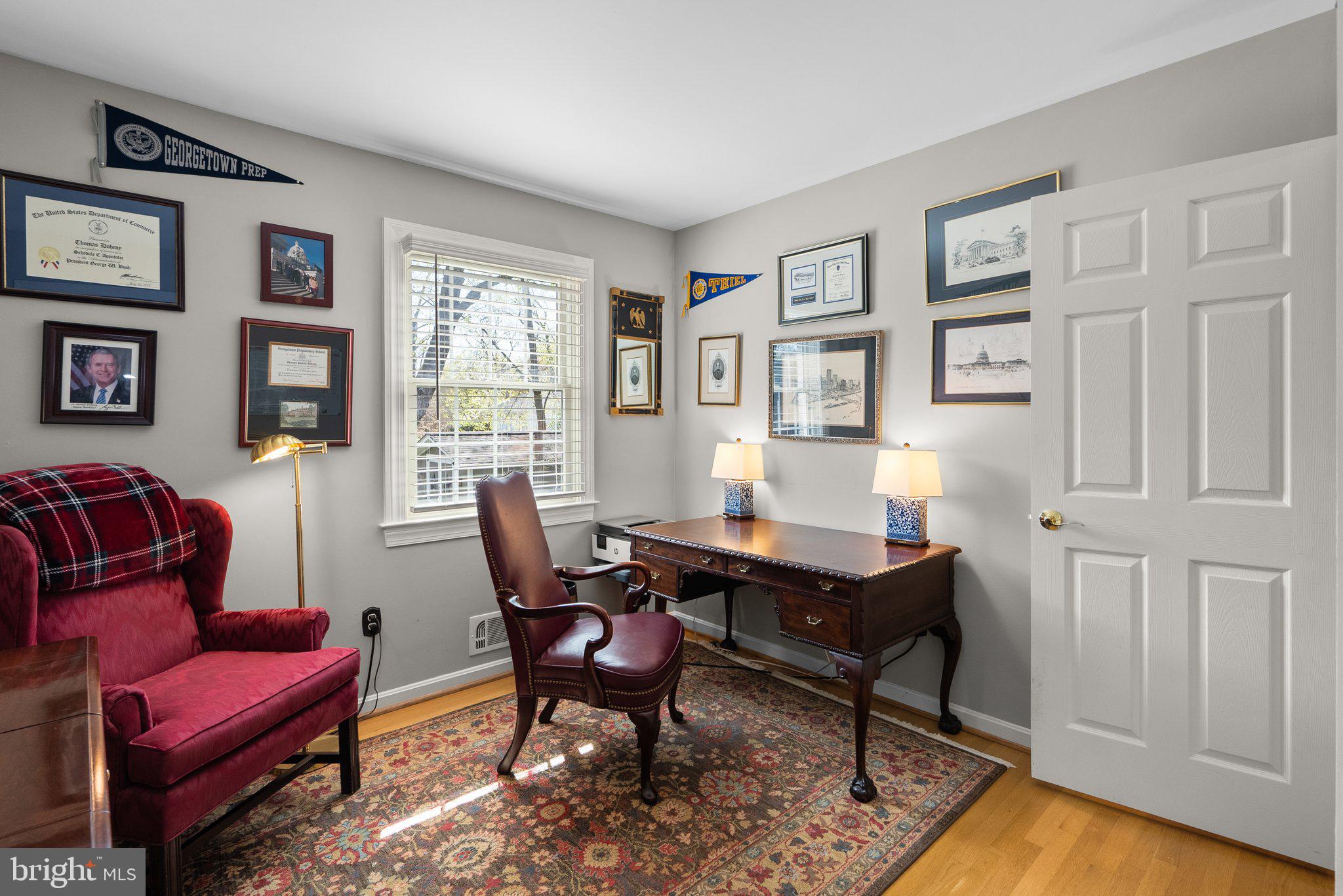 RIVERSIDE GARDENS - Residential