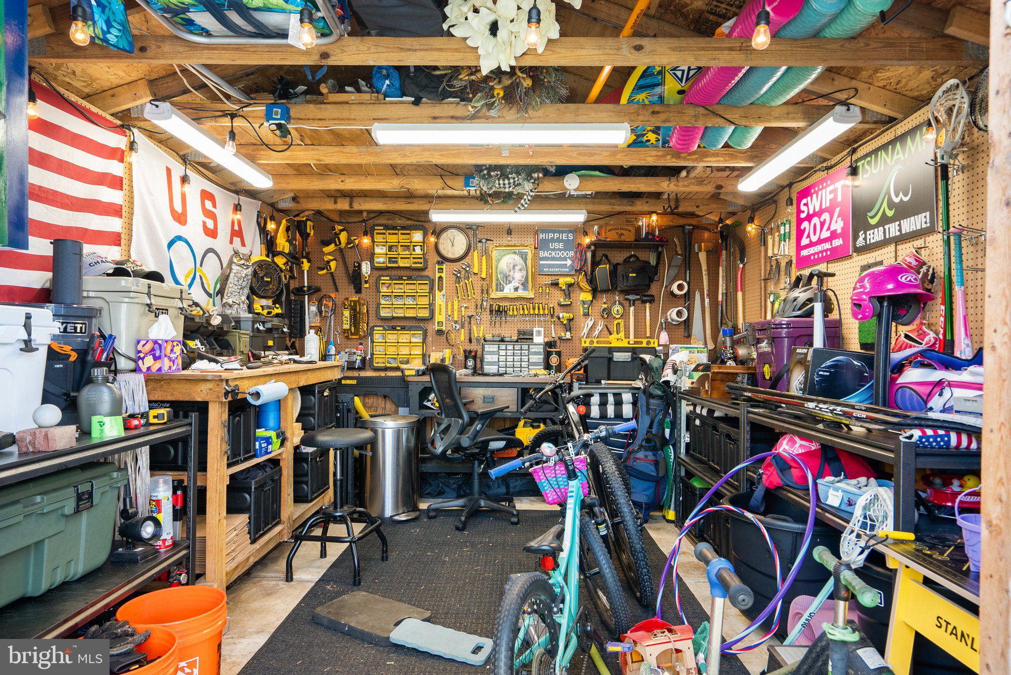 RIVERSIDE GARDENS - Residential