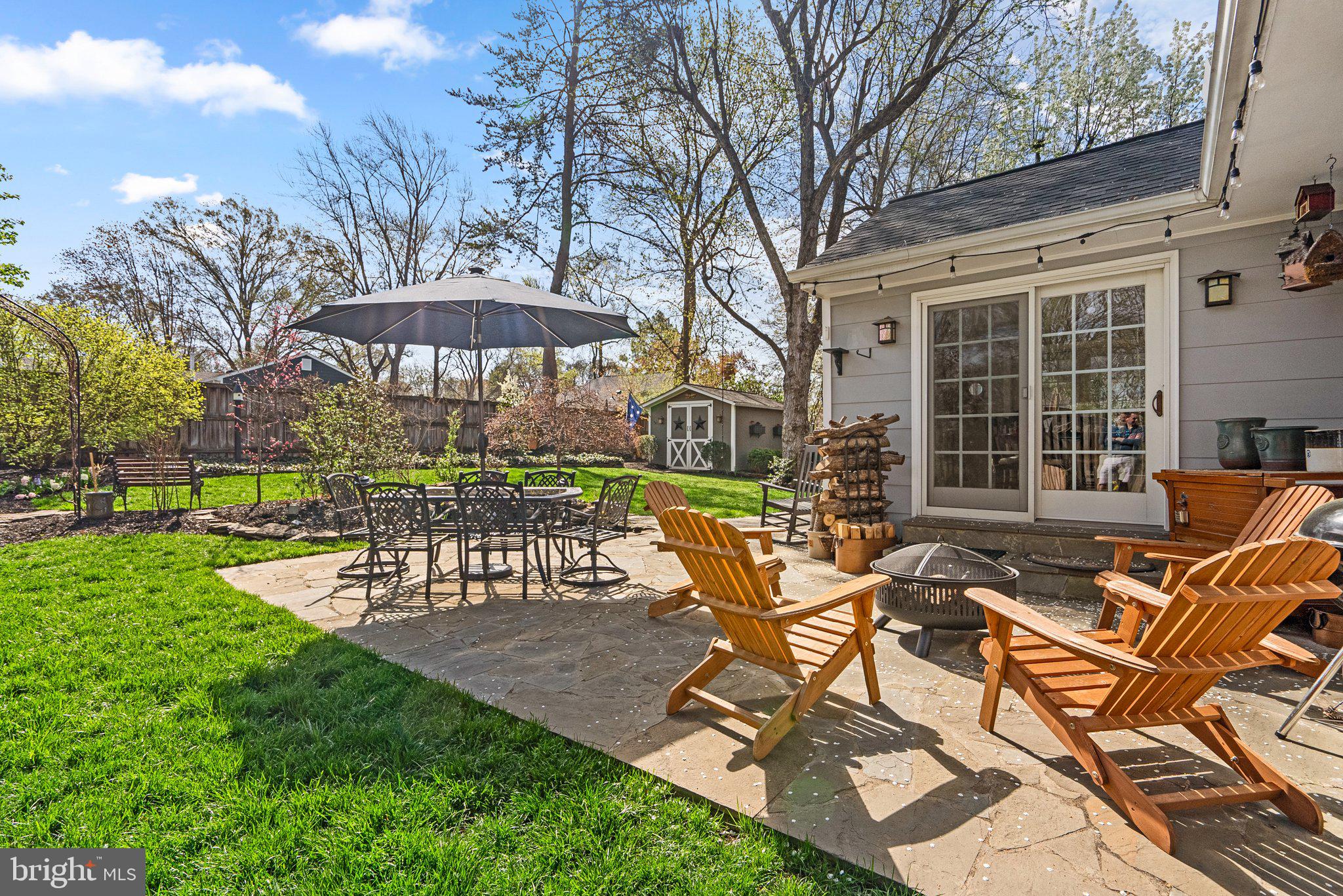 RIVERSIDE GARDENS - Residential