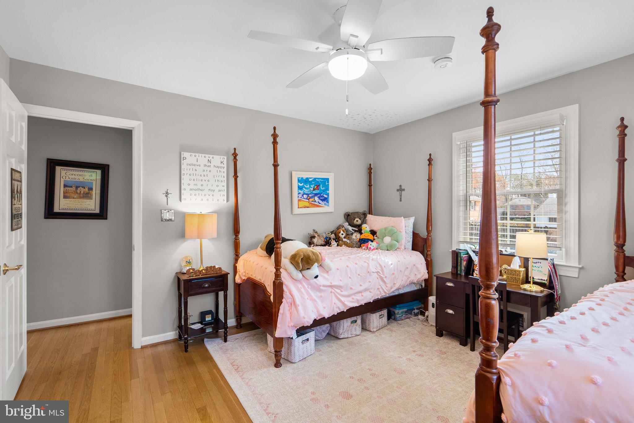 RIVERSIDE GARDENS - Residential