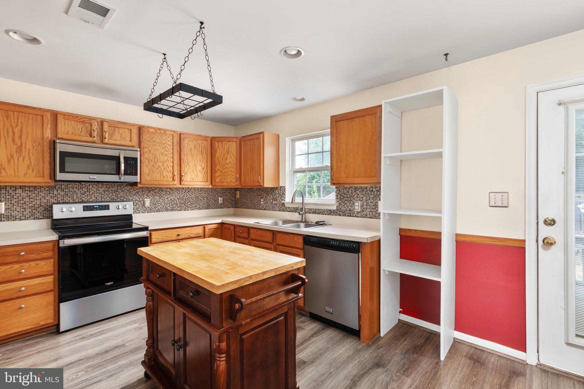 313 FRONTIER FORT LANE