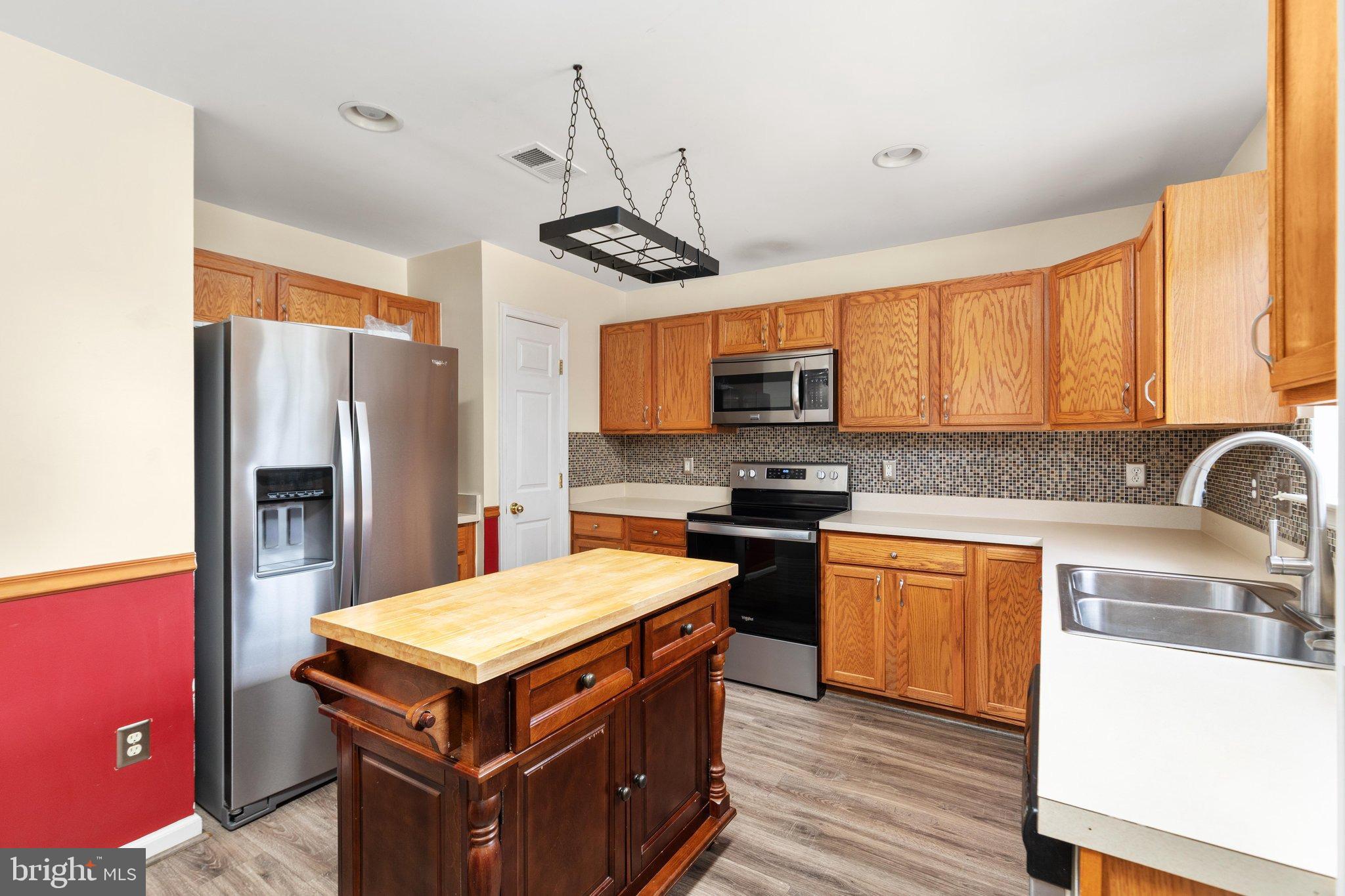 313 FRONTIER FORT LANE