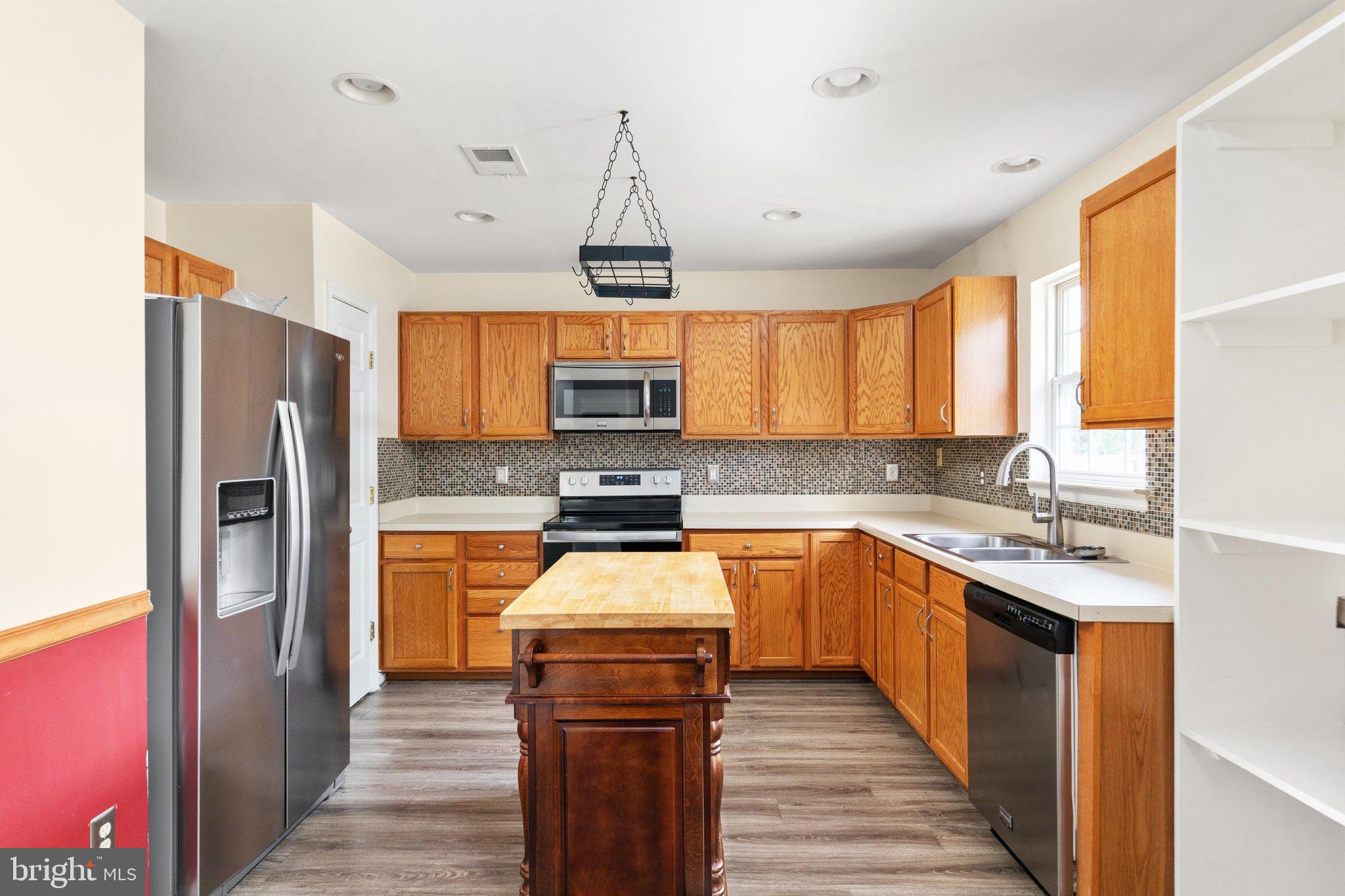 313 FRONTIER FORT LANE