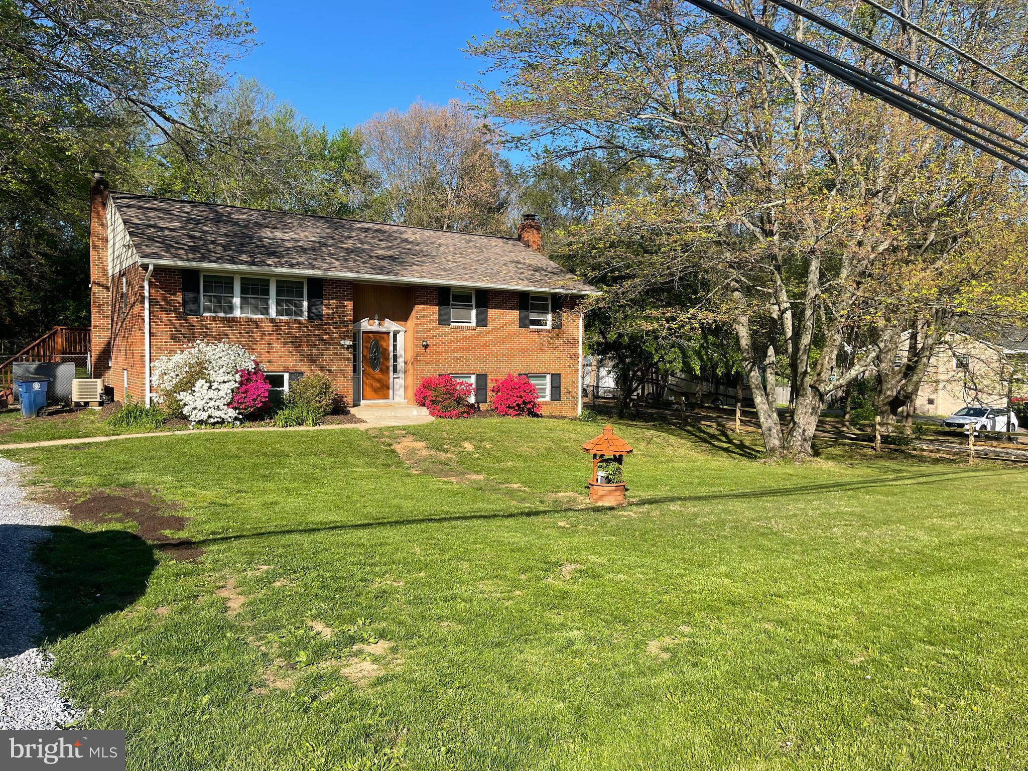 8623 HAWKINS CREAMERY ROAD