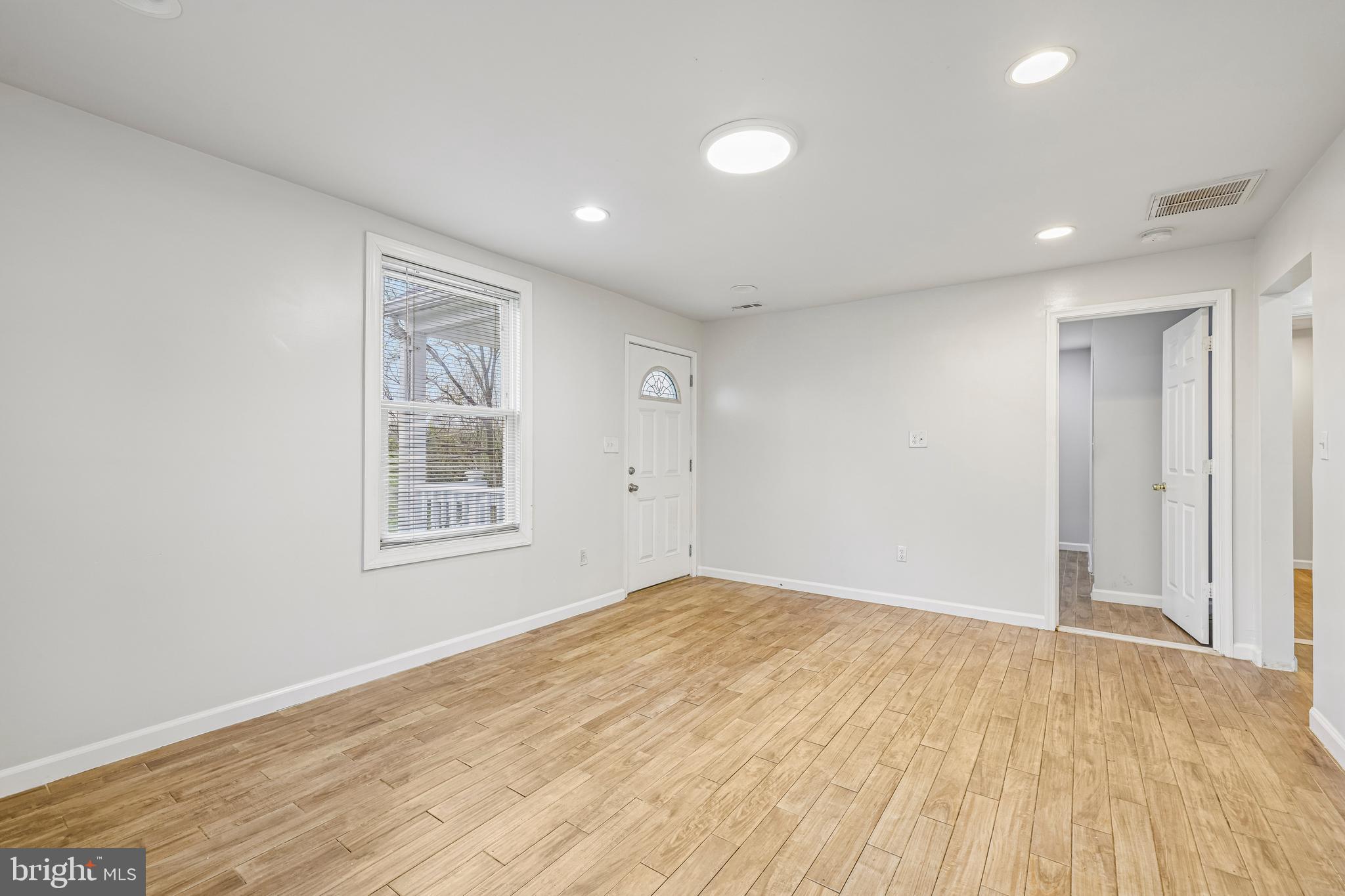 CLARKSBURG OUTSIDE - Residential